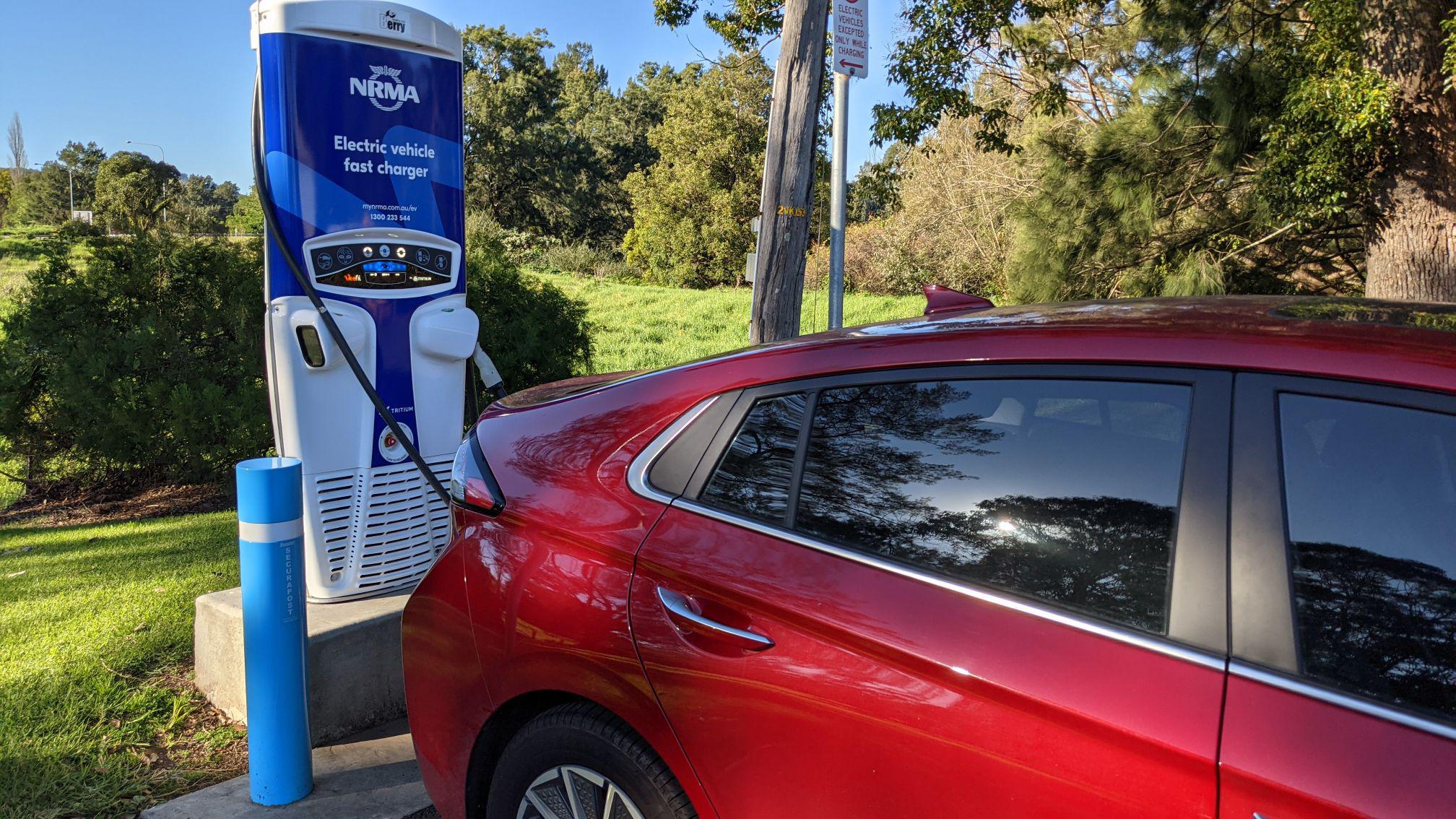 Berry Bowling Club Berry, NSW EV Station
