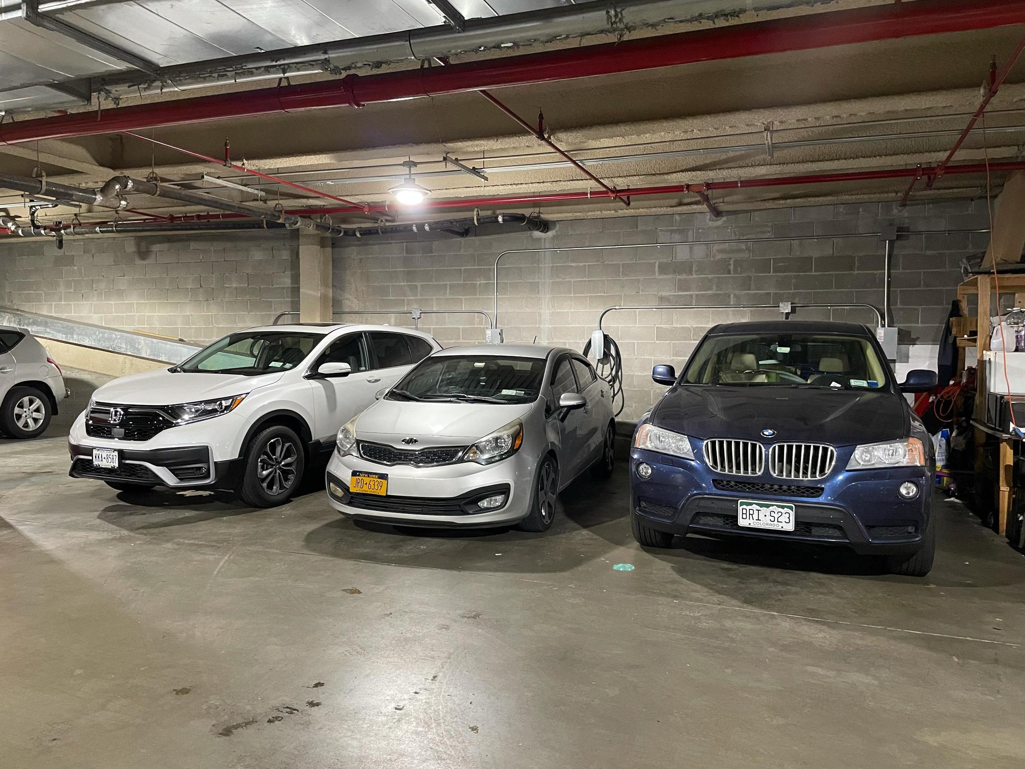 Xcel Parking 332 88th St, Jackson Heights, NY 11372, USA EV Station