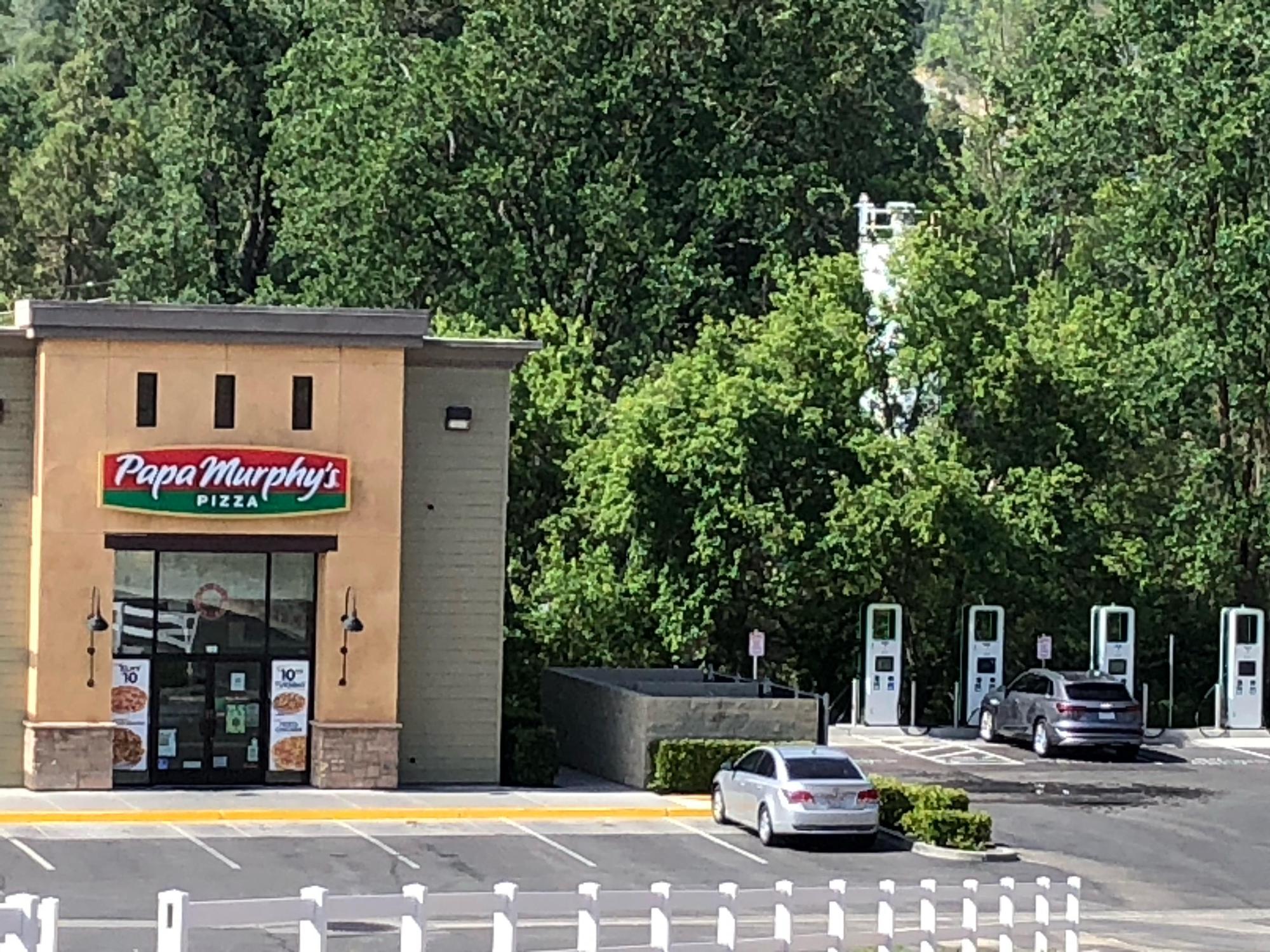Central Valley Bank Oakhurst, CA EV Station