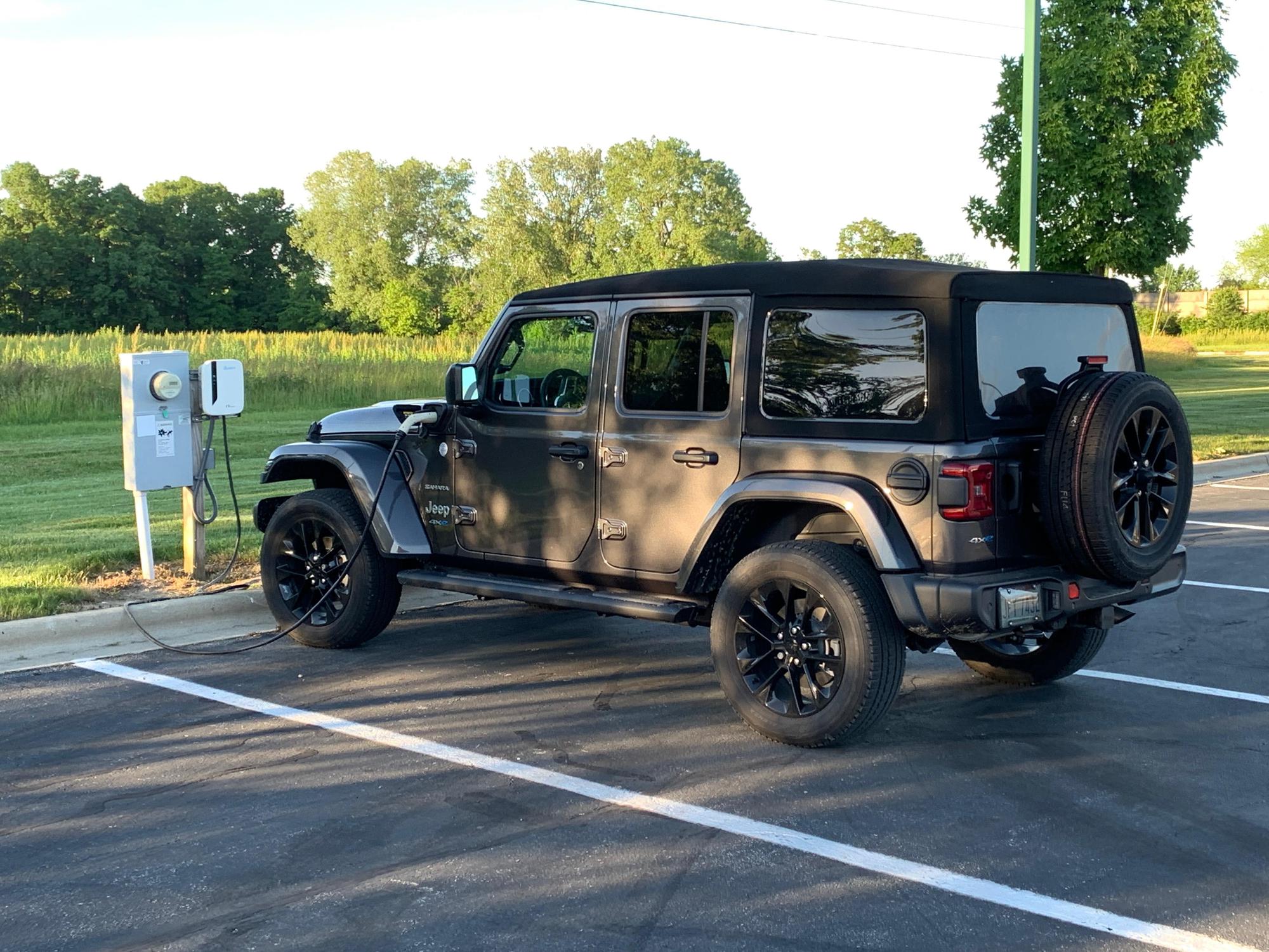 Menards Tipp City, OH EV Station