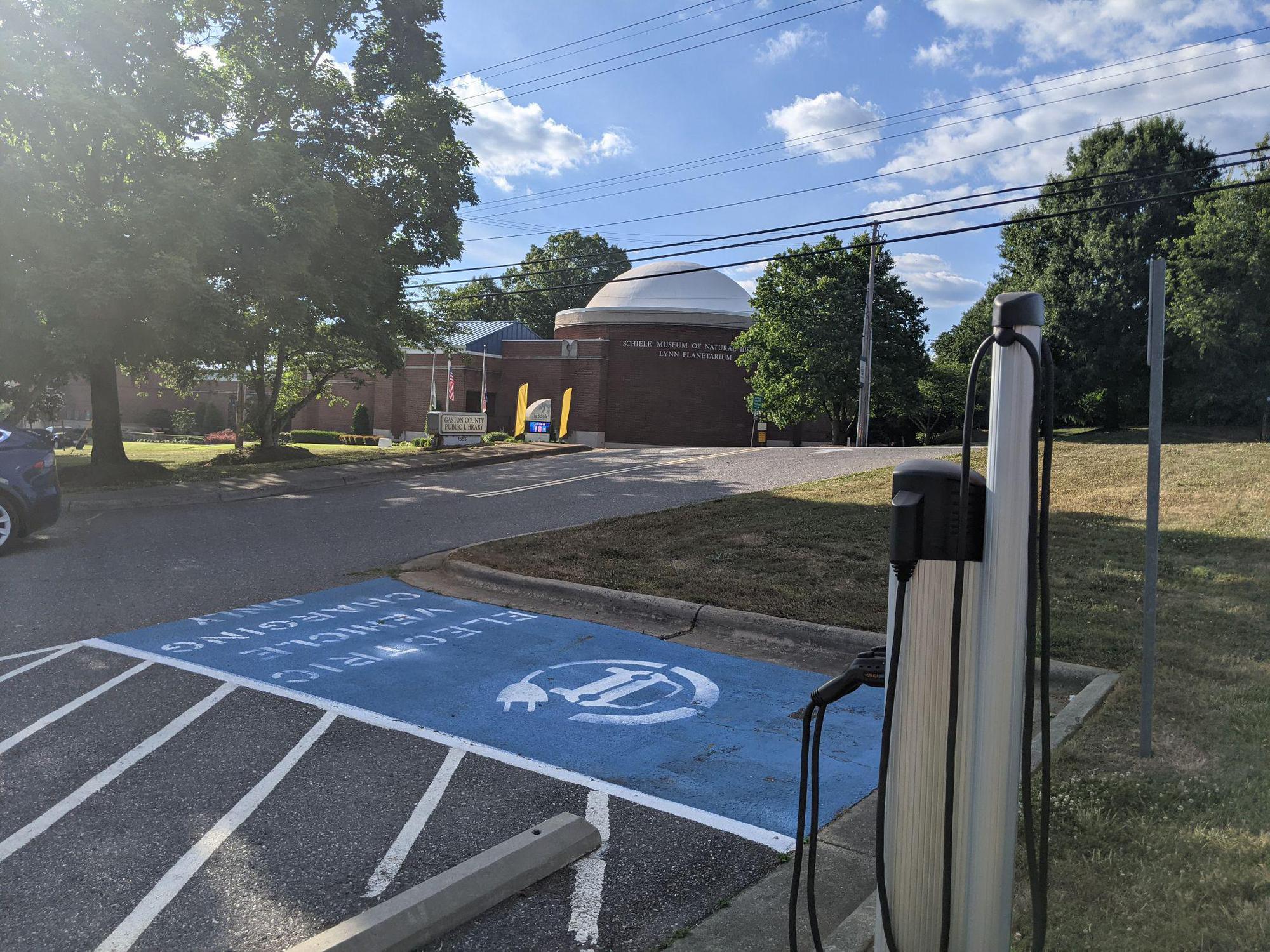 Gaston Regional Library - kmdrbq8