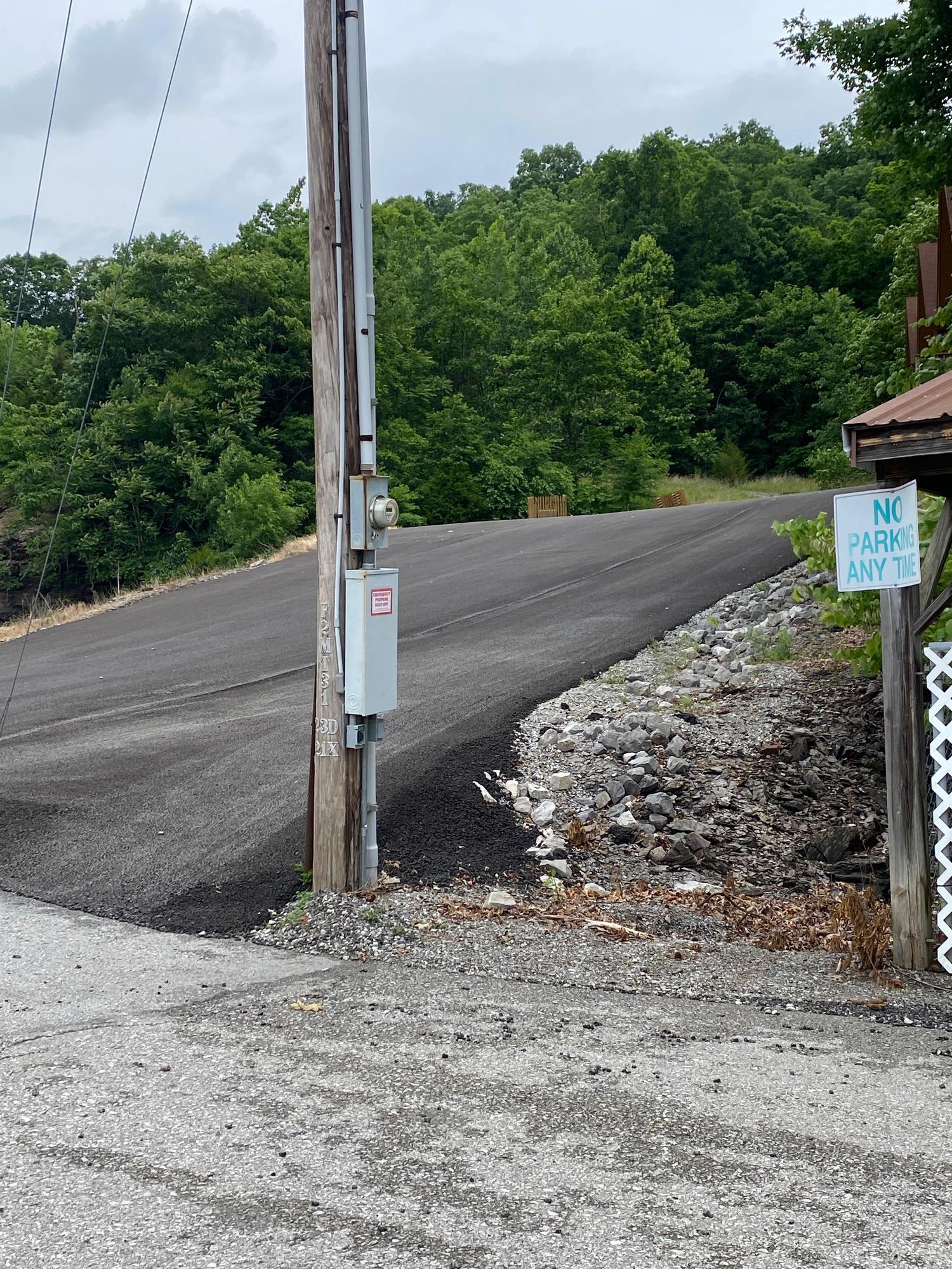 Eagle Cove Marina Byrdstown, TN EV Station