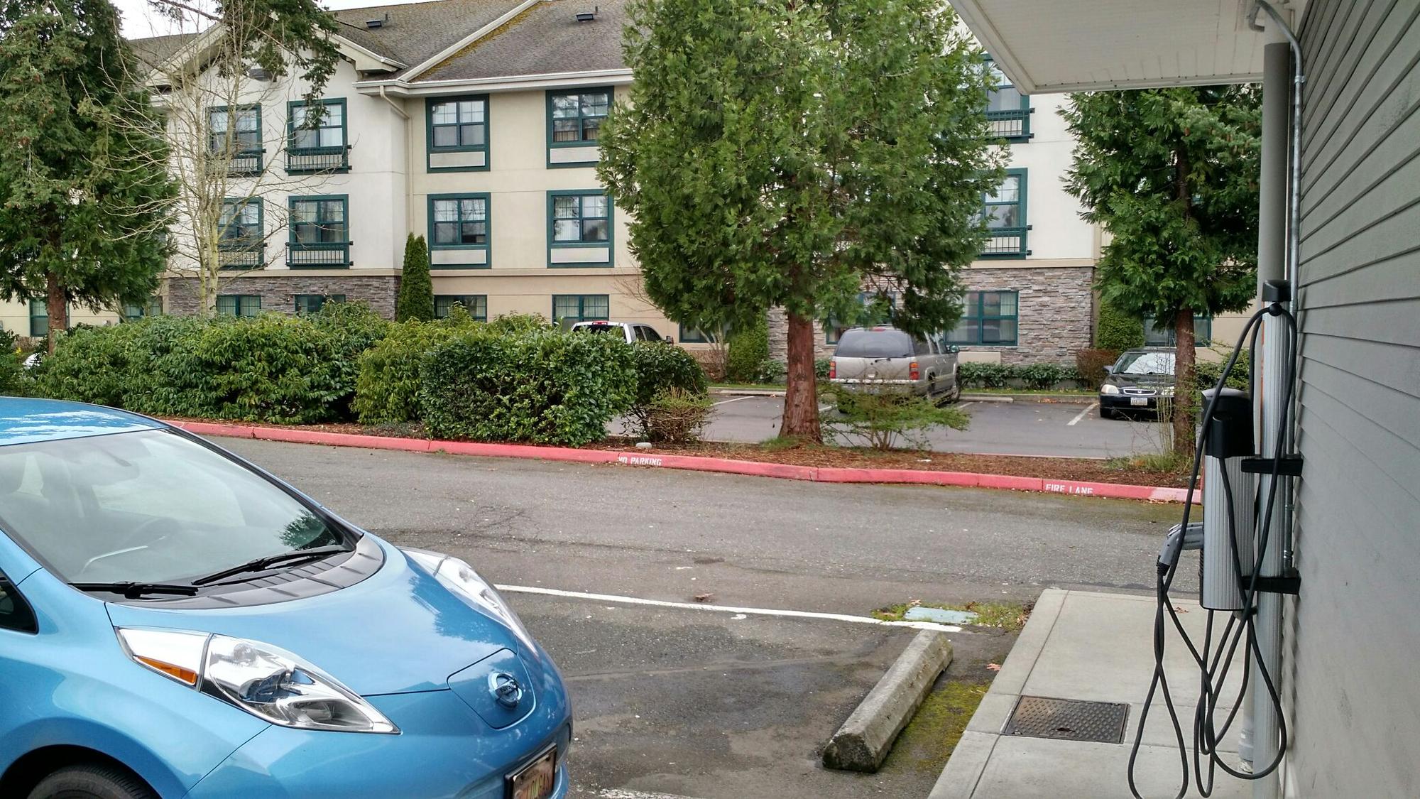 Harbour Pointe Shopping Center Mukilteo, WA EV Station