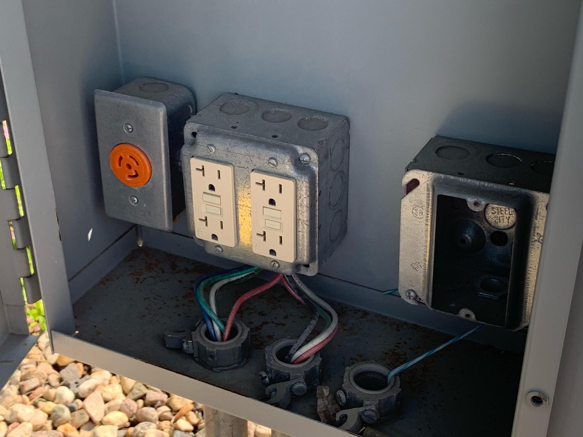 Walmart Supercenter Alexandria, MN EV Station