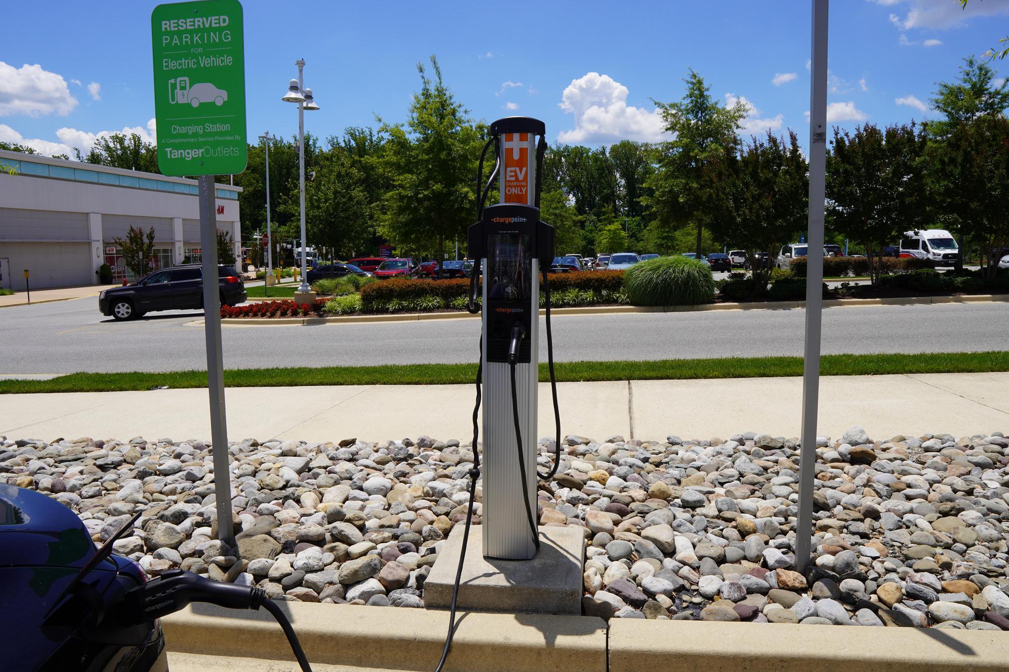 Tanger Outlets National Harbor Oxon Hill, MD EV Station