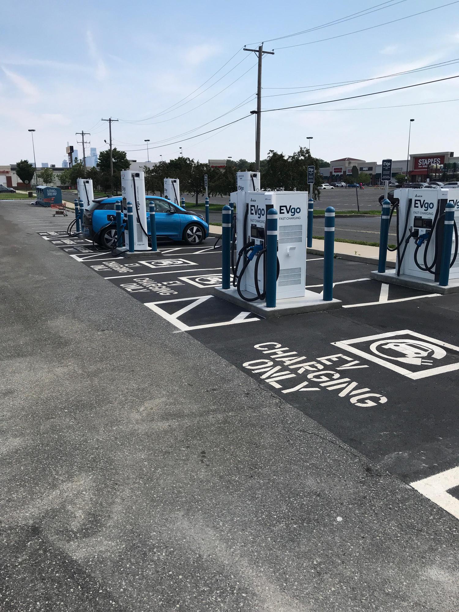 Quartermaster Plaza (1) Philadelphia, PA EV Station