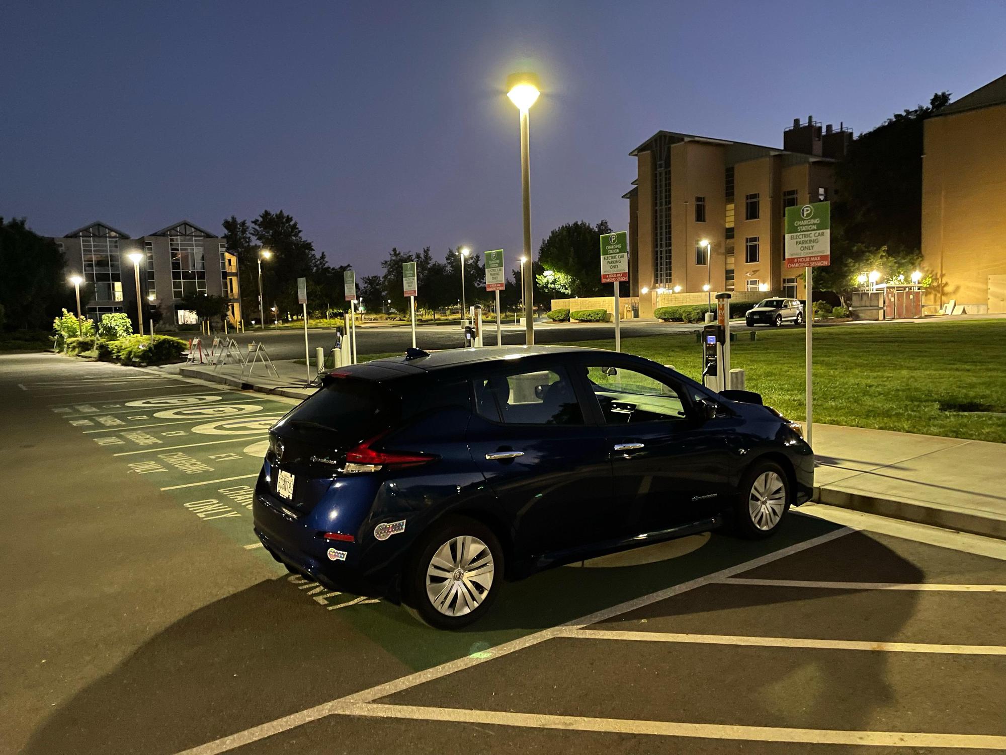UC Davis Medical Center Parking Lot 17 Sacramento, CA EV Station