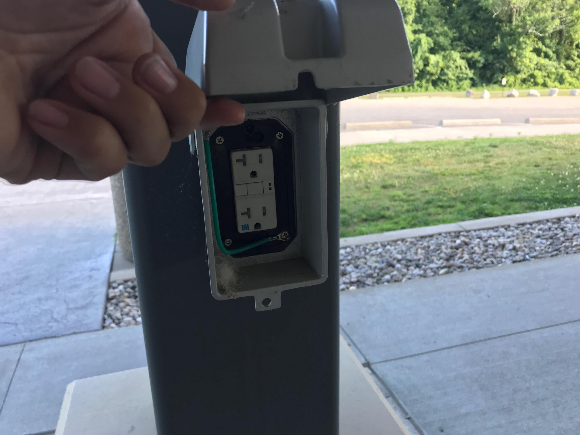 Kevin Hammersmith Memorial Park New Albany, IN EV Station