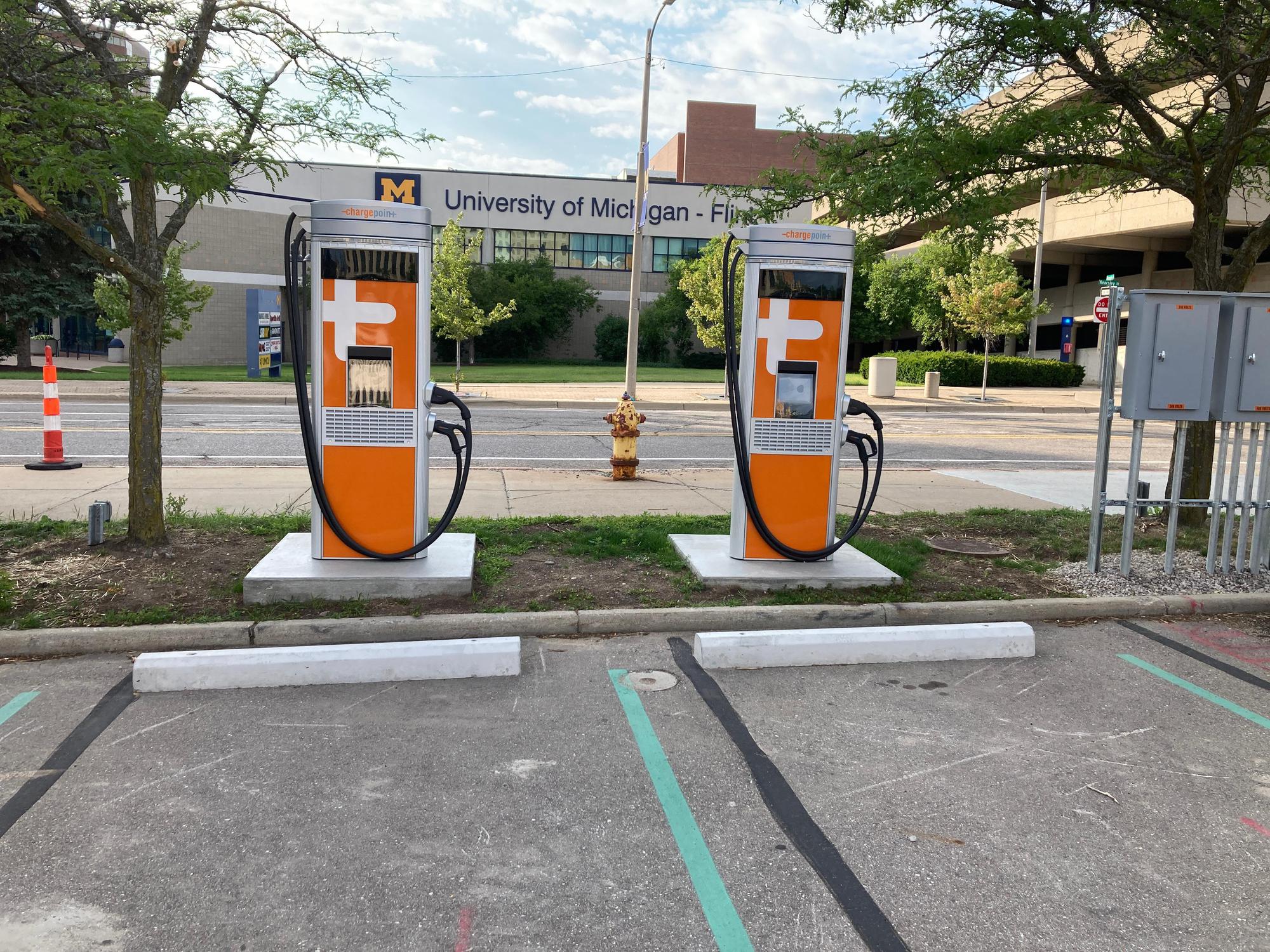 Downtown Flat Lot Flint, MI EV Station