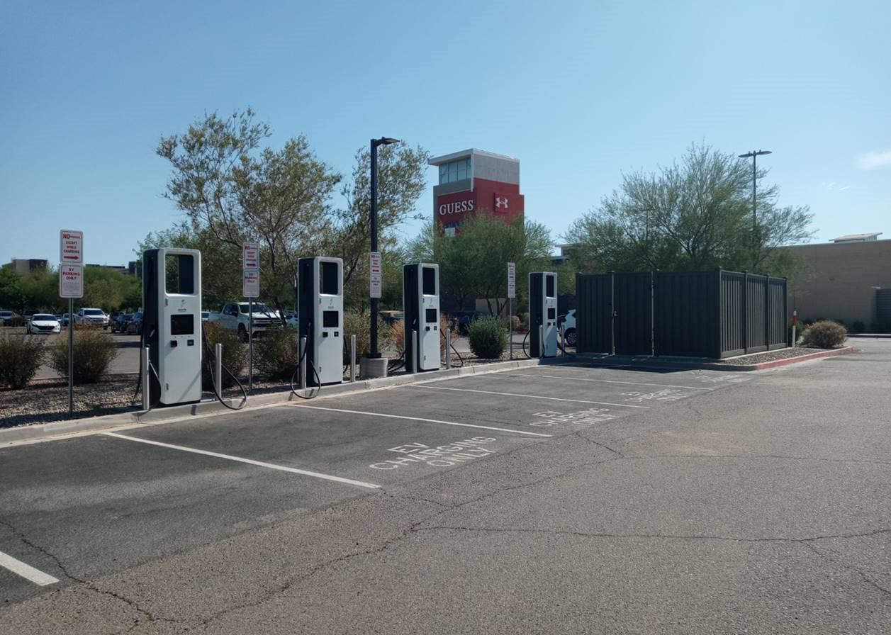 Phoenix Premium Outlets Phoenix, AZ EV Station