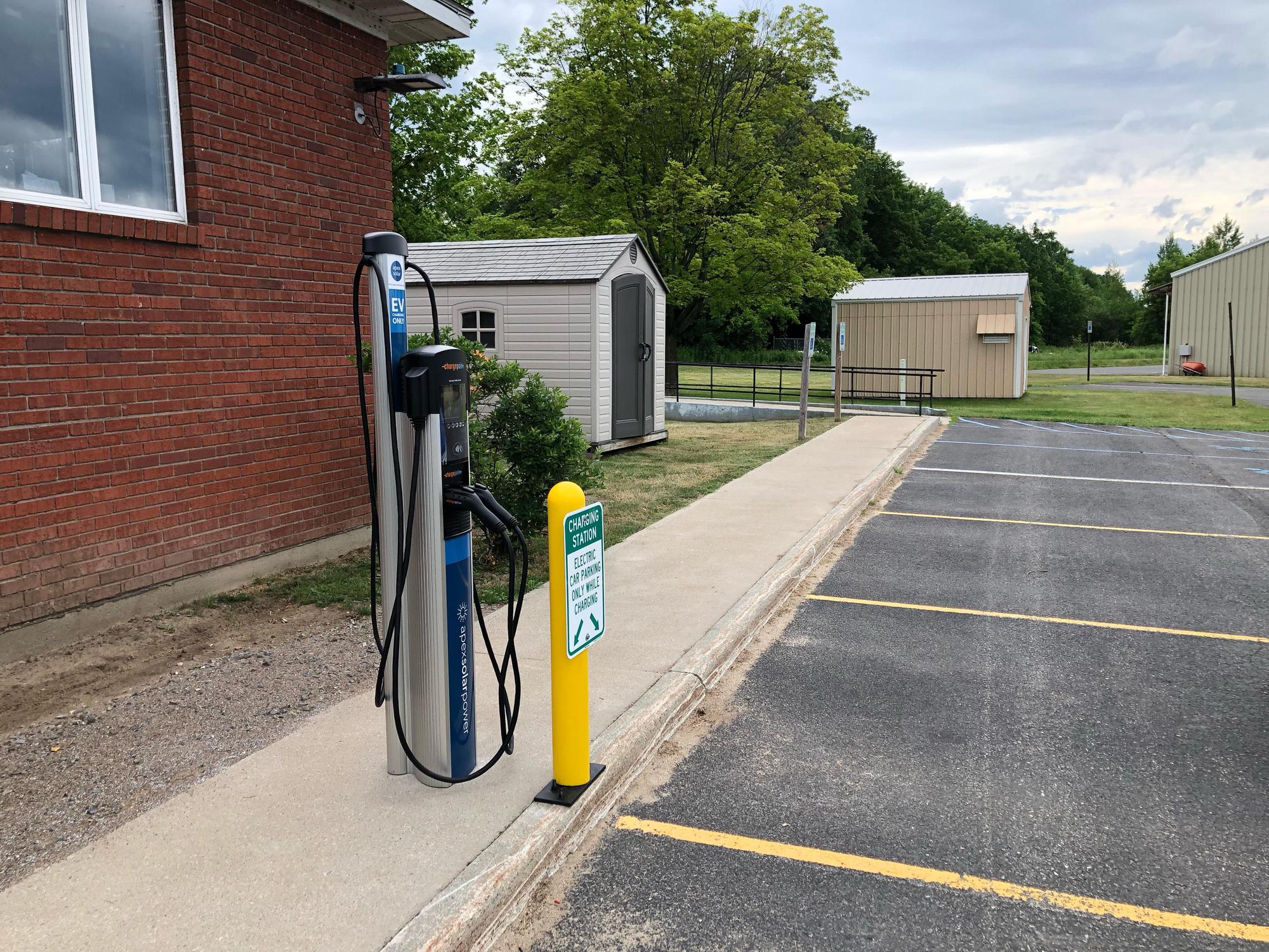 Willsboro Town Hall Willsboro, NY EV Station