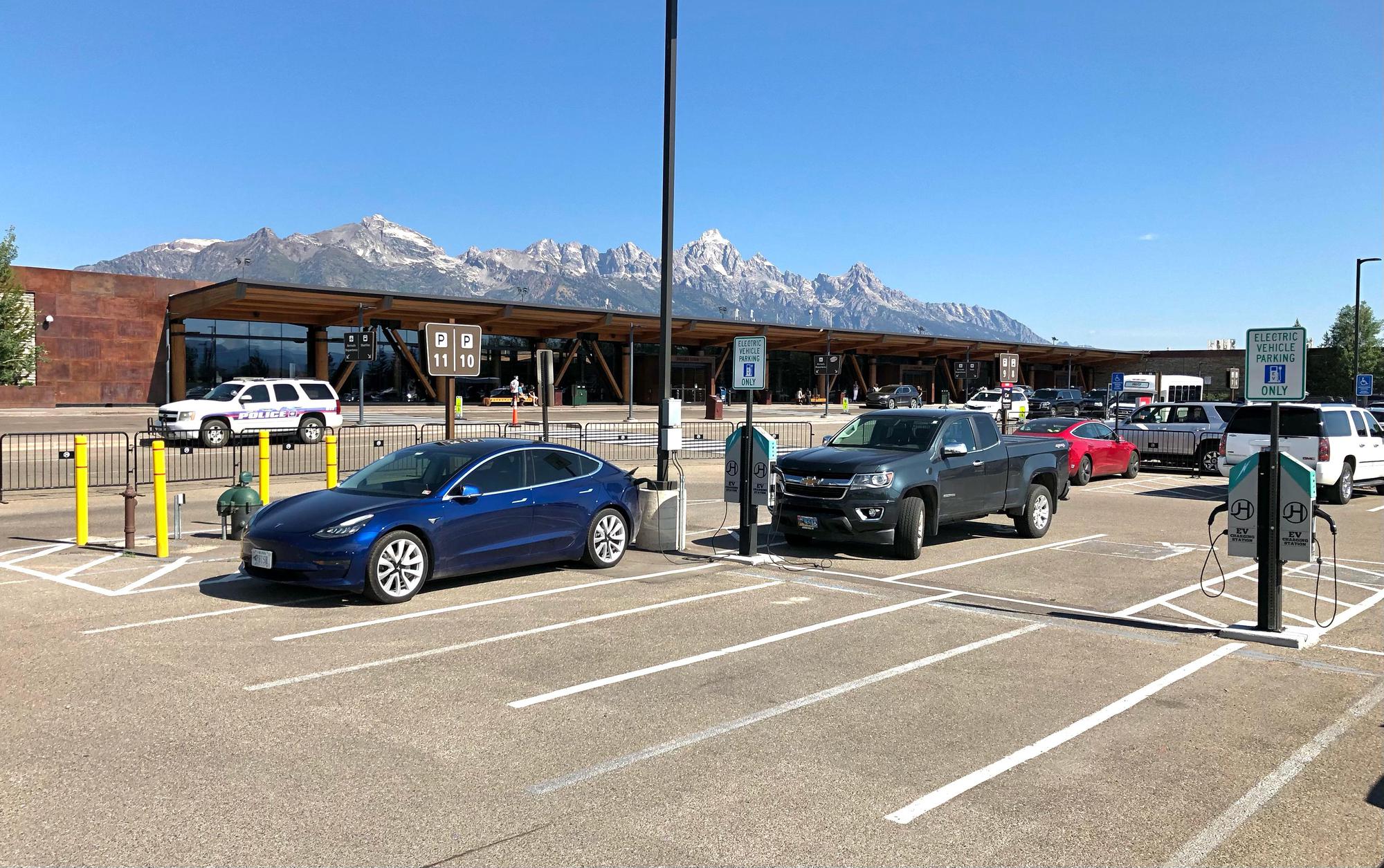 Jackson Hole Airport Jackson, WY EV Station