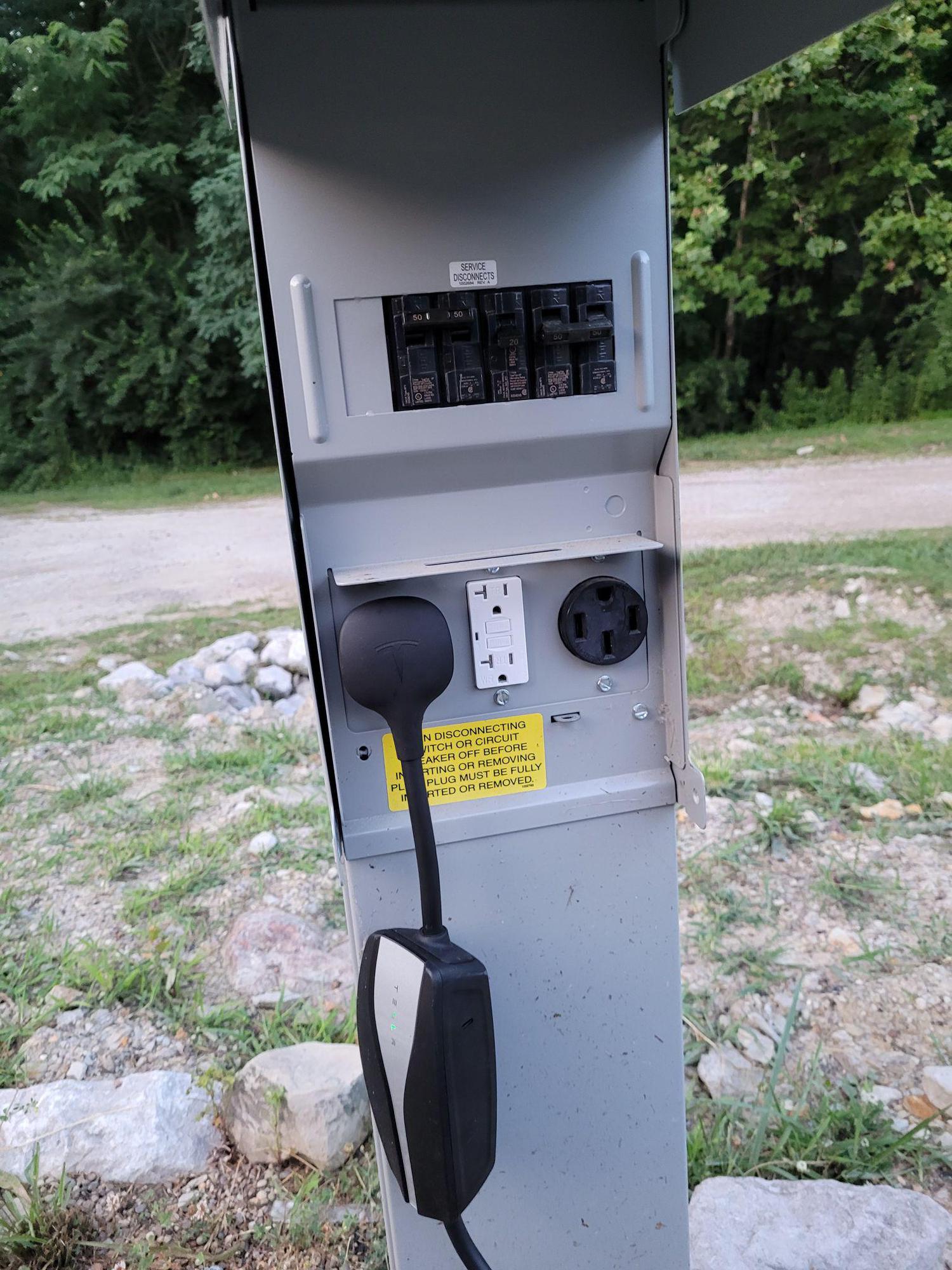 Lynnville Park Campground Lynnville, IN EV Station