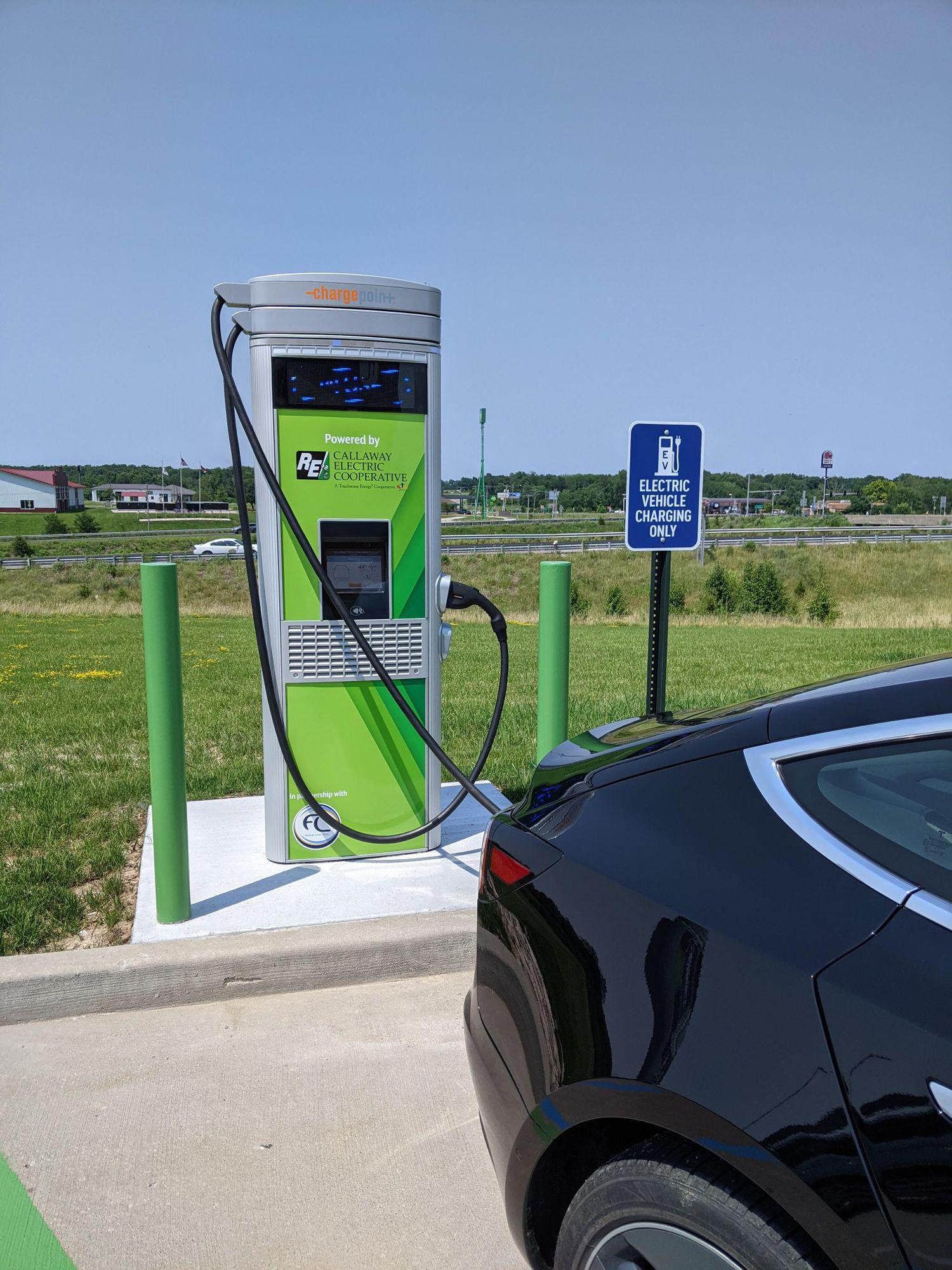 FastLane Kingdom City Kingdom City, MO EV Station