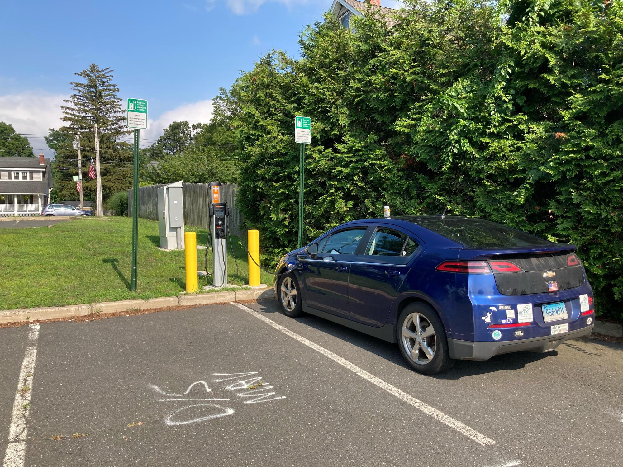 Agawam Senior Center Agawam, MA EV Station