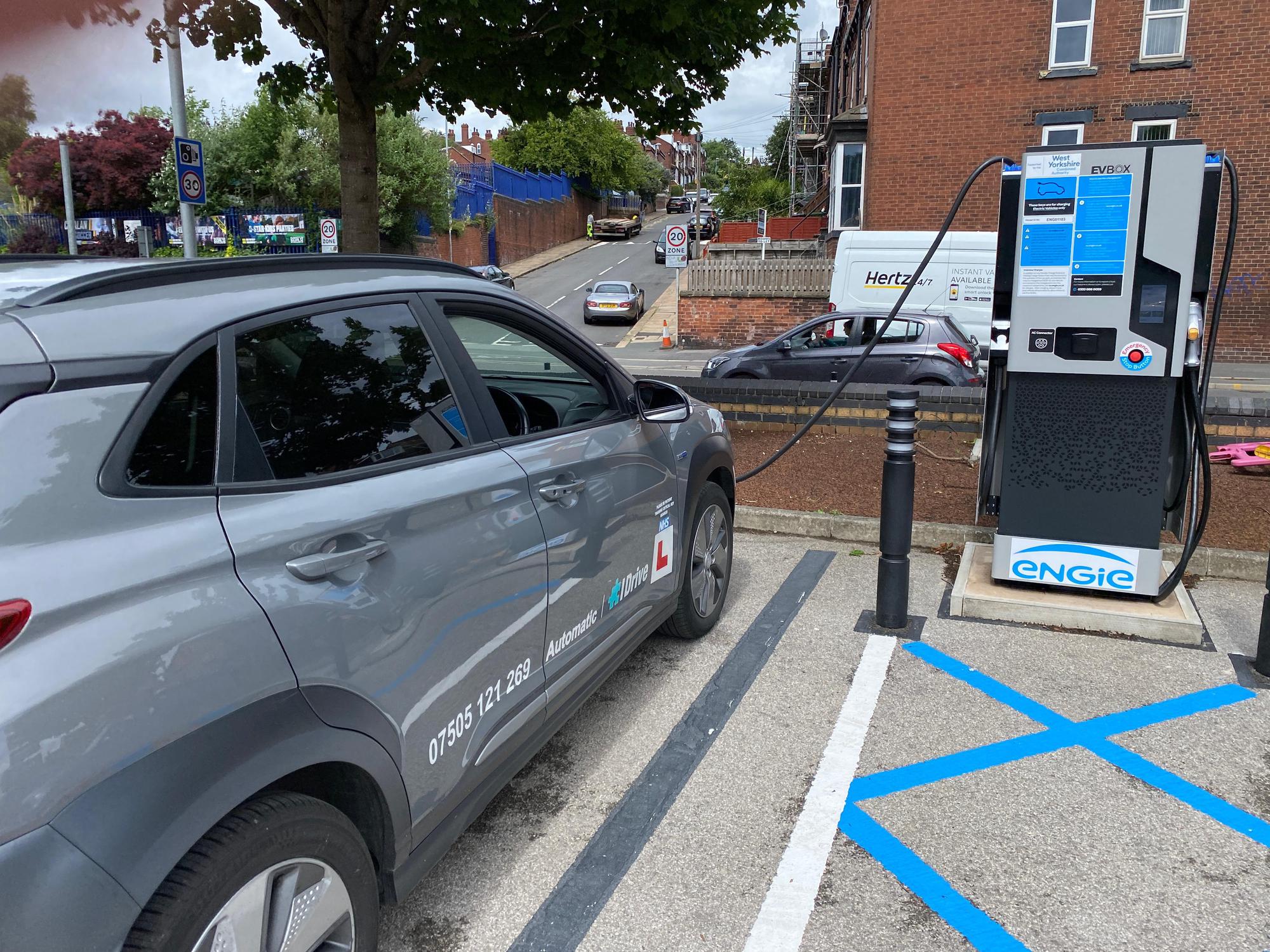 Asda Kirkstall 385 Kirkstall Road, Leeds, West Yorkshire, LS4 2EZ EV Station