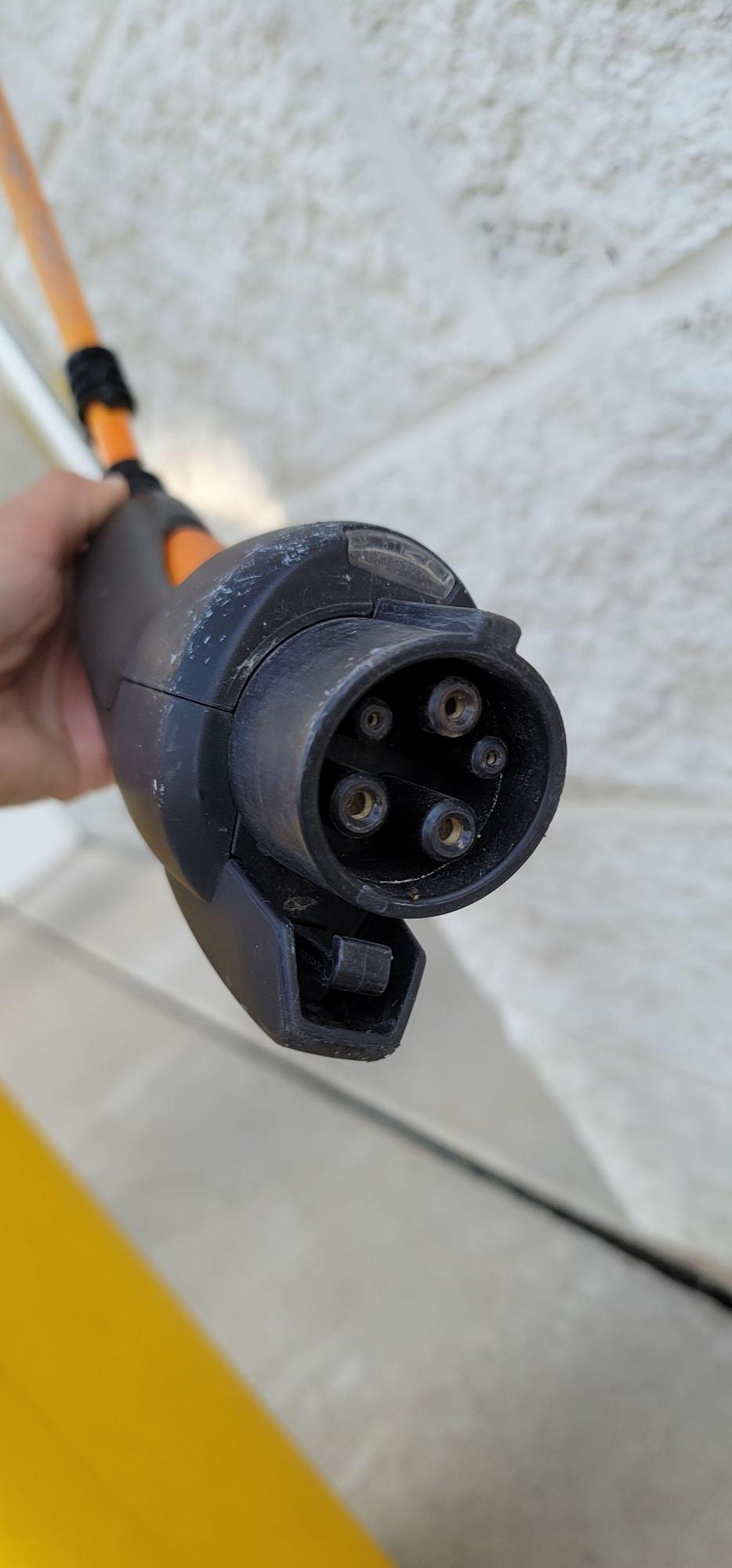 Tim Witt Chevrolet Crivitz, WI EV Station