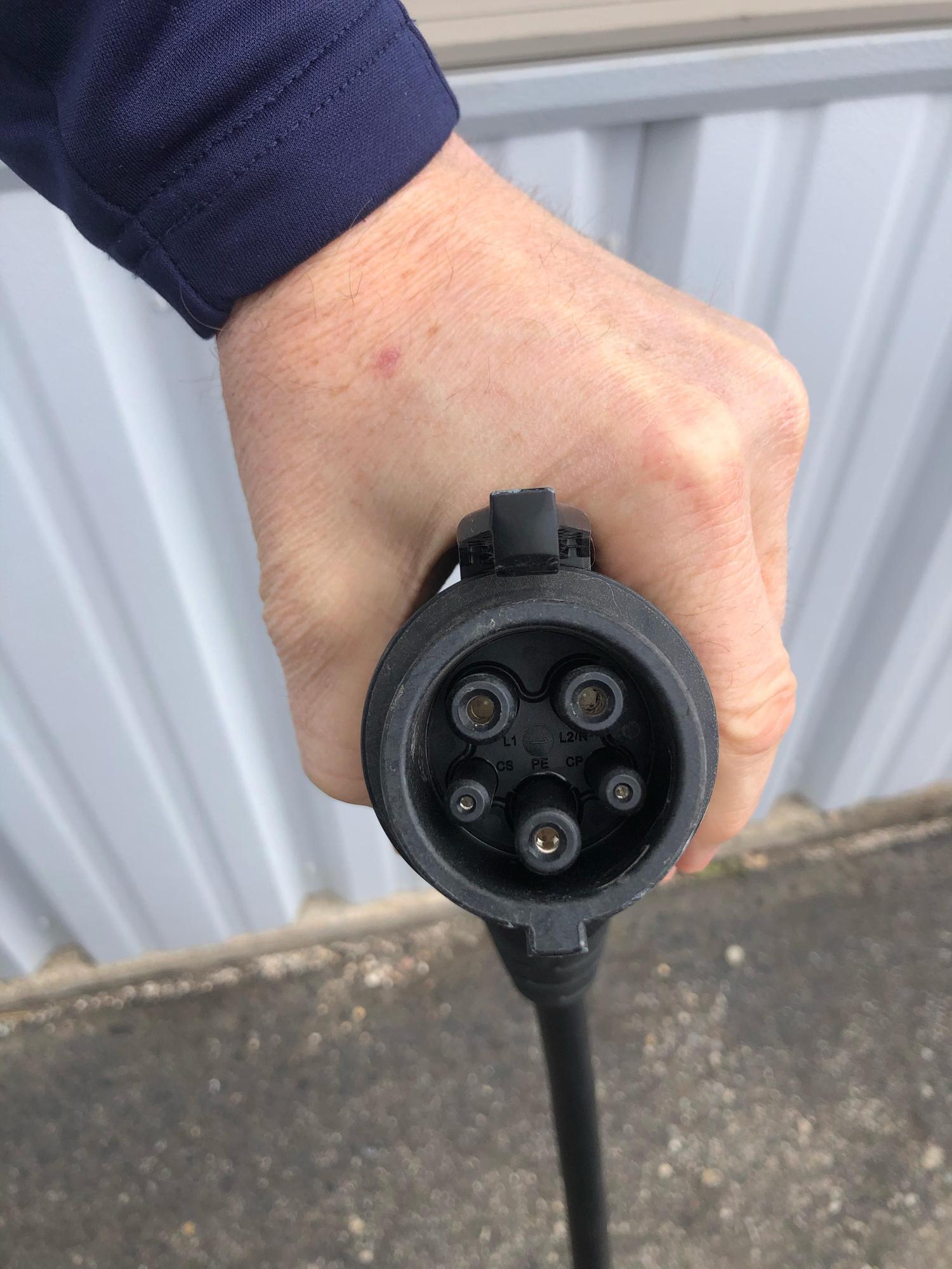 Roseau County Ford Roseau, MN EV Station