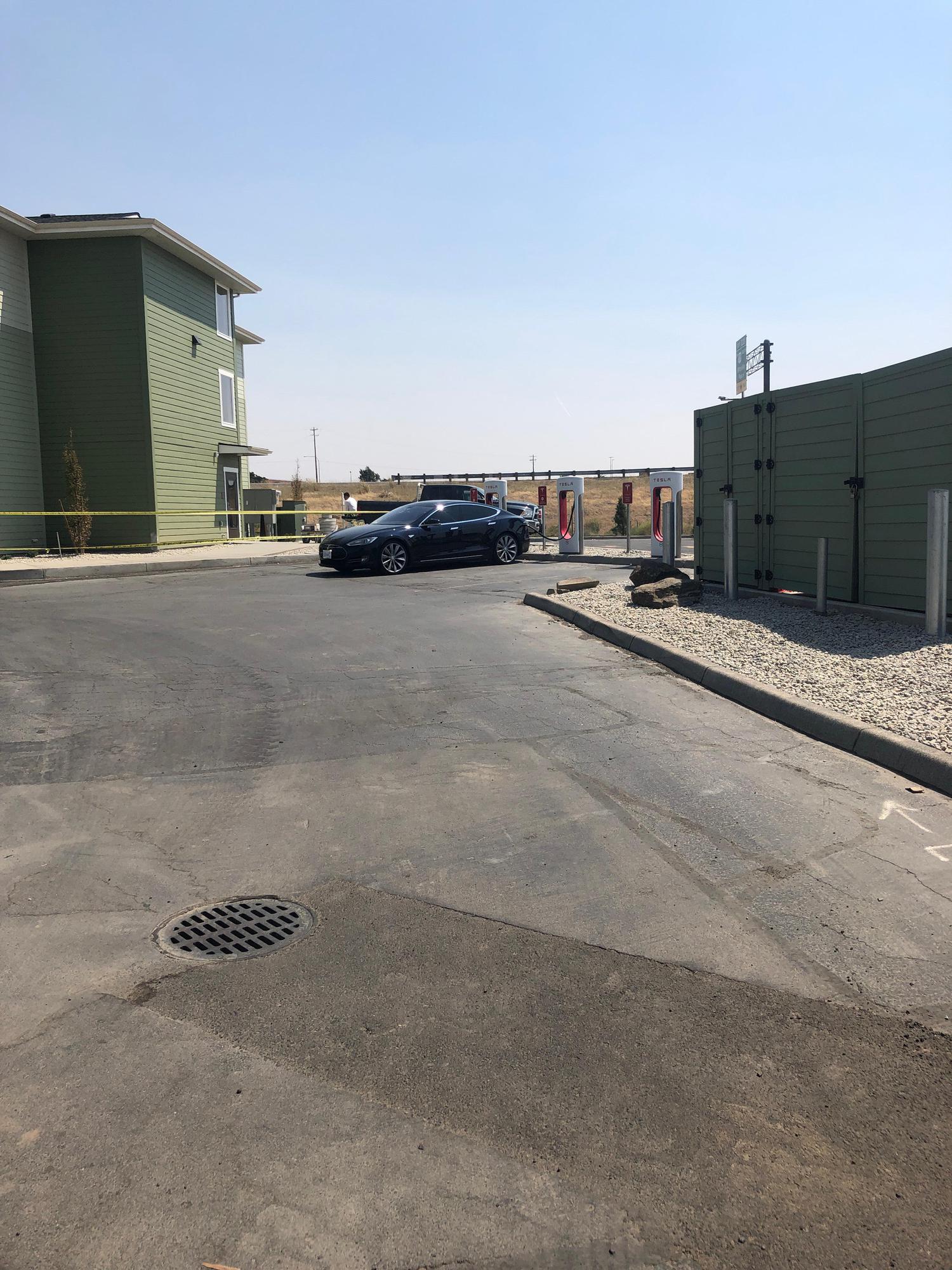 Best Western Plus Bronco Inn Ritzville, WA EV Station