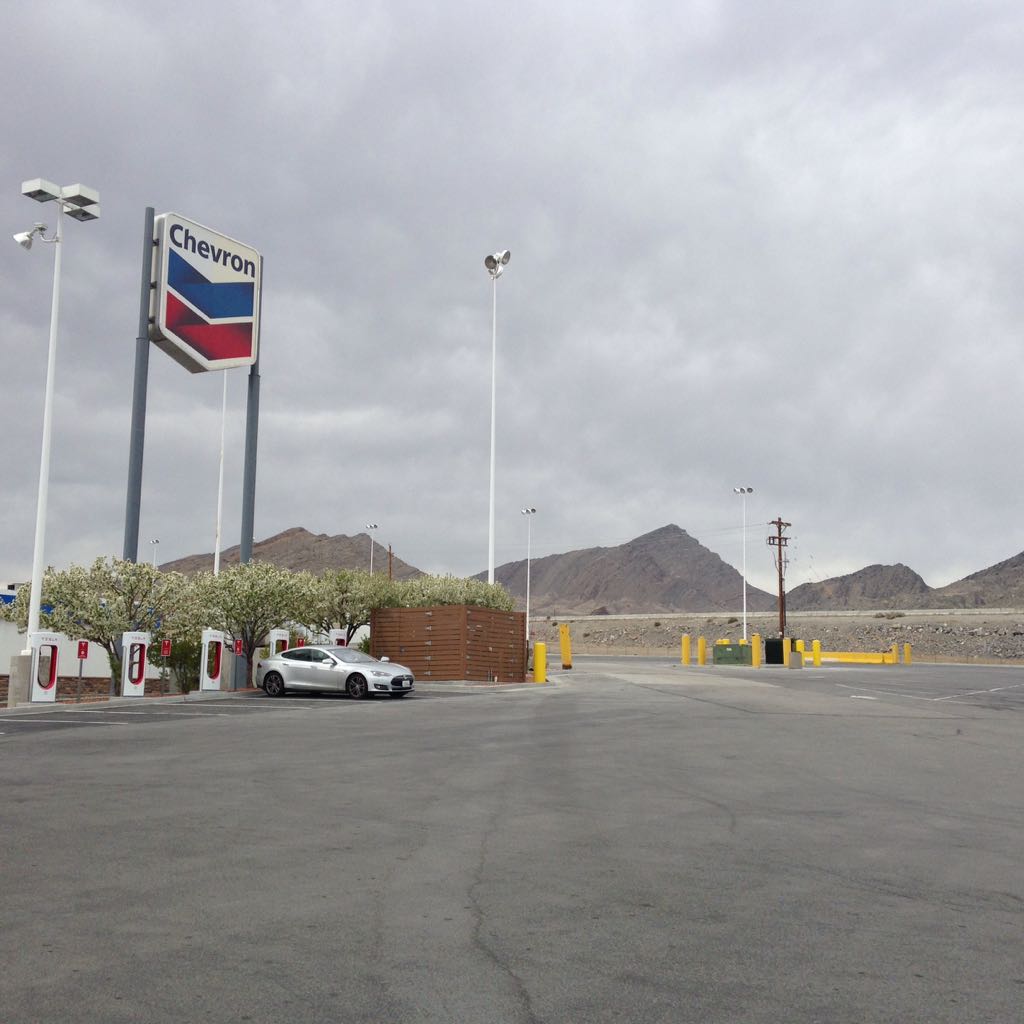 Peppermill Hotel & Casino West Wendover, NV EV Station