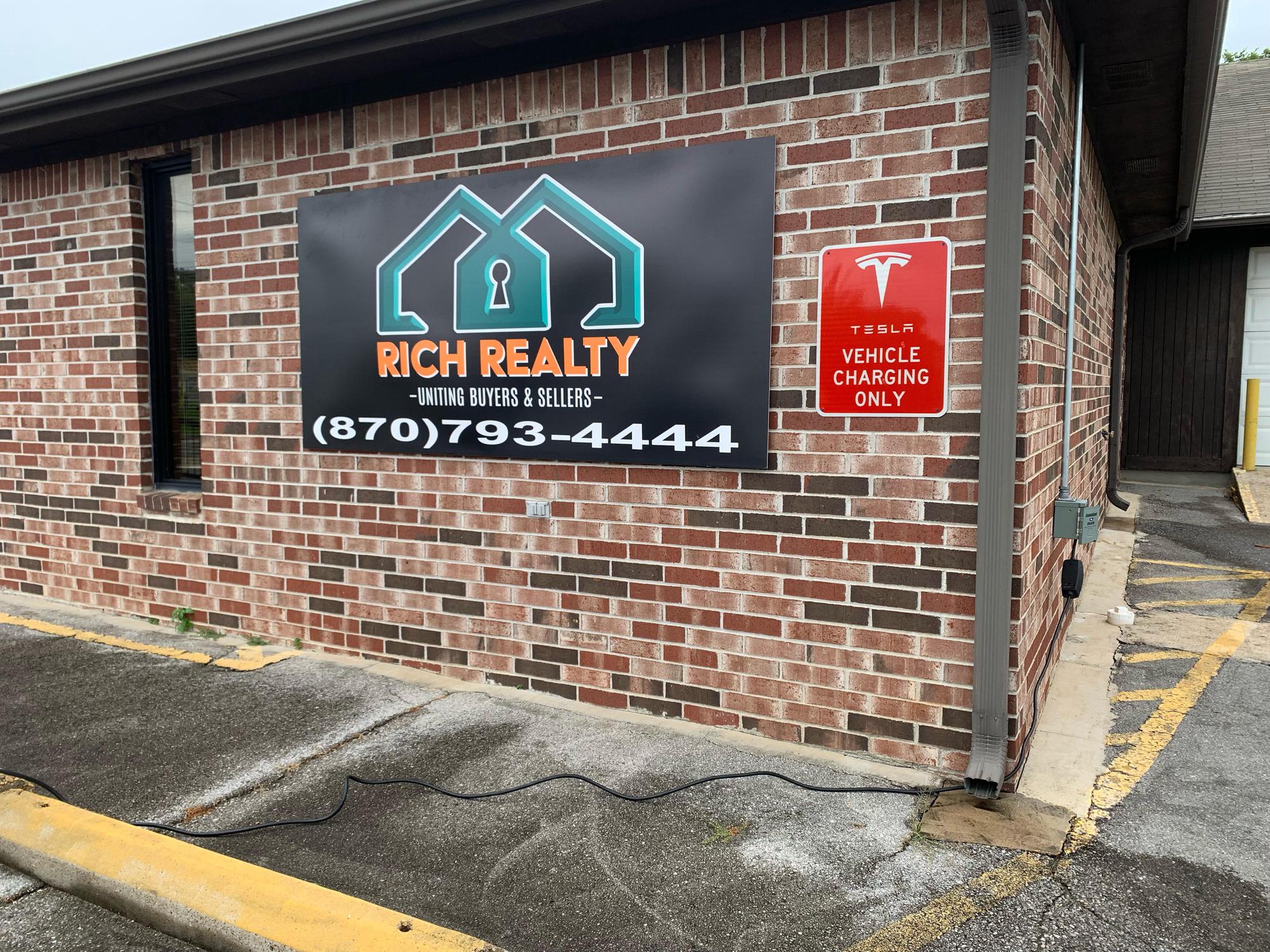 Rich Realty Batesville, AR EV Station