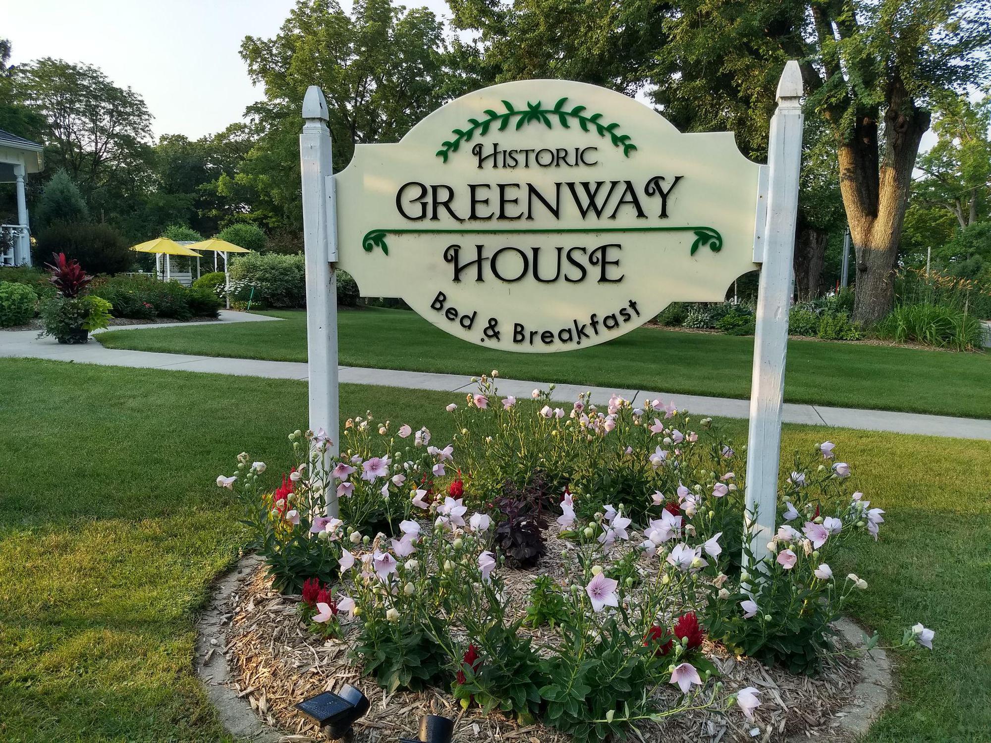 Greenway House Bed & Breakfast Green Lake, WI EV Station