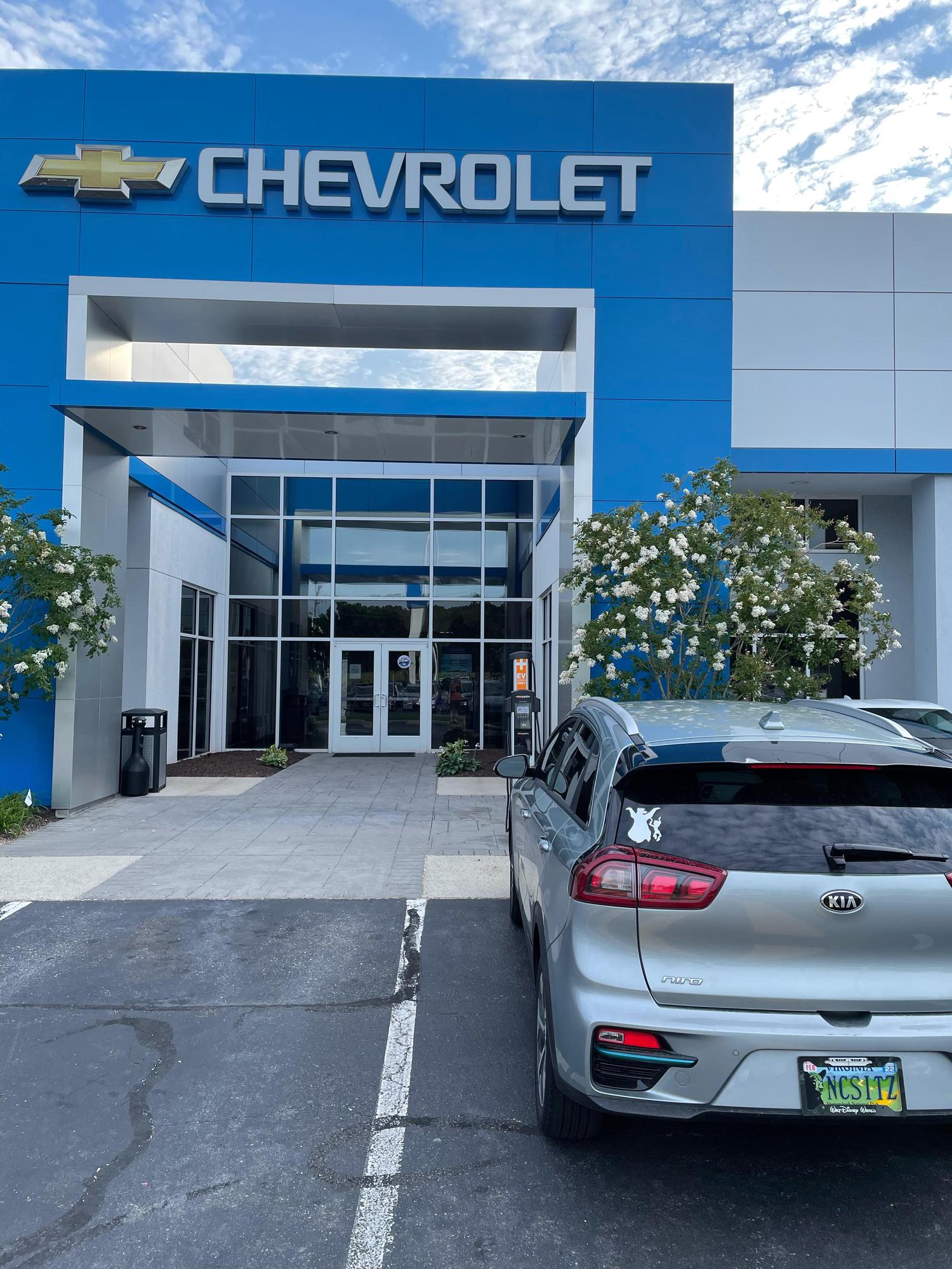 Rick Hendrick Chevrolet Buick GMC Henrico, VA EV Station