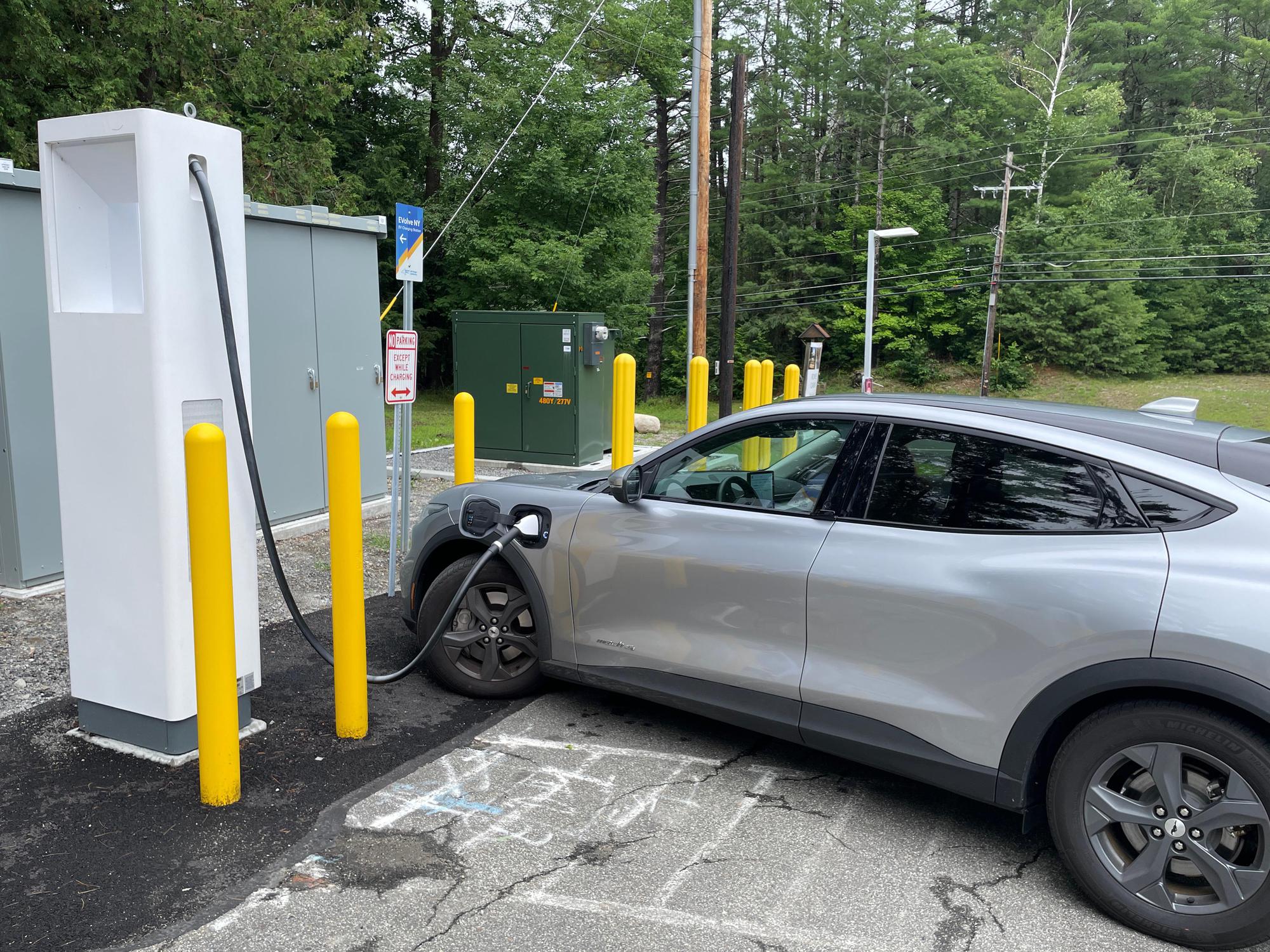 Schroon Lake Sunoco Gas Station Schroon Lake, NY EV Station
