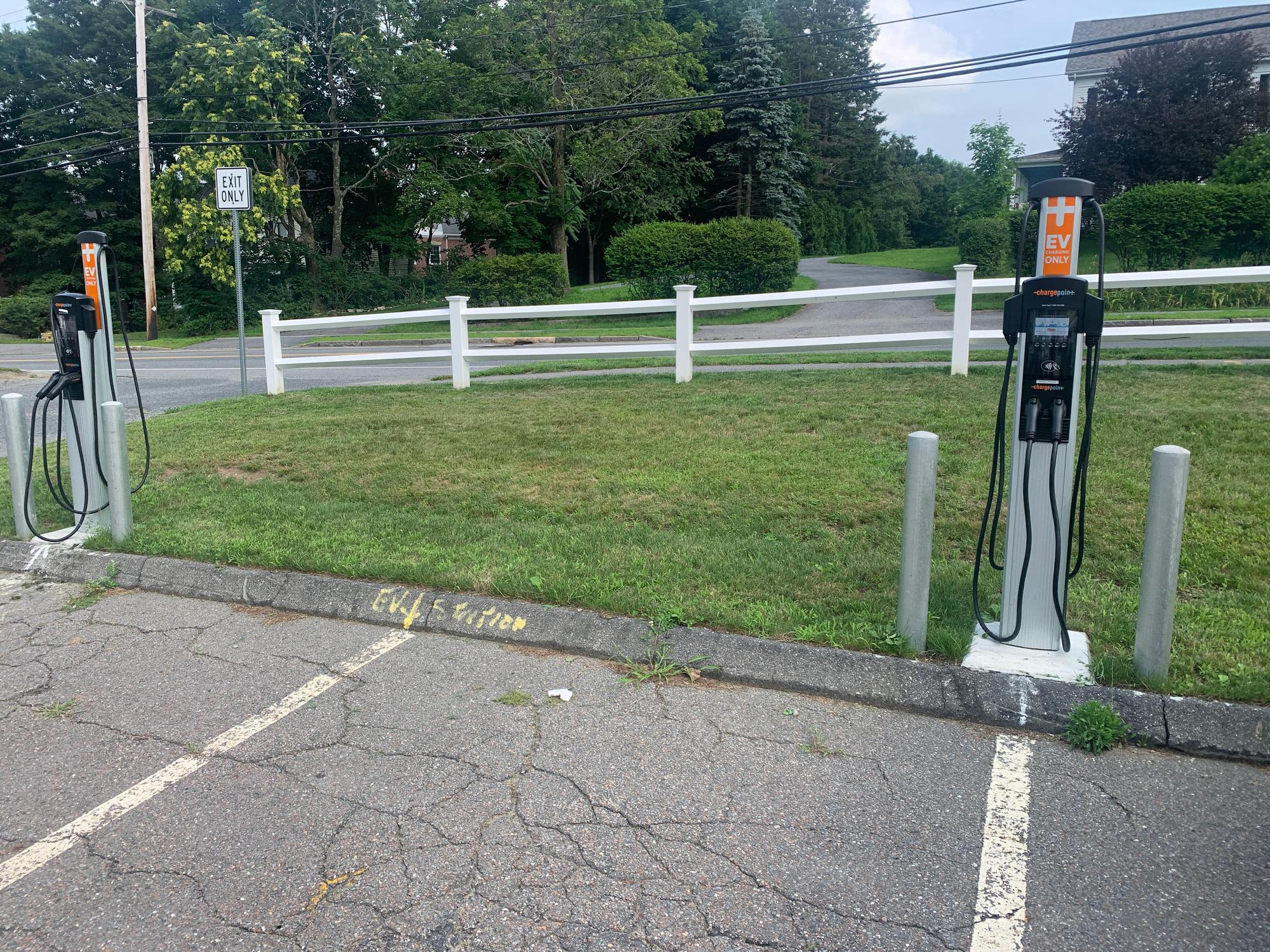 Westborough Country Club Westborough, MA EV Station