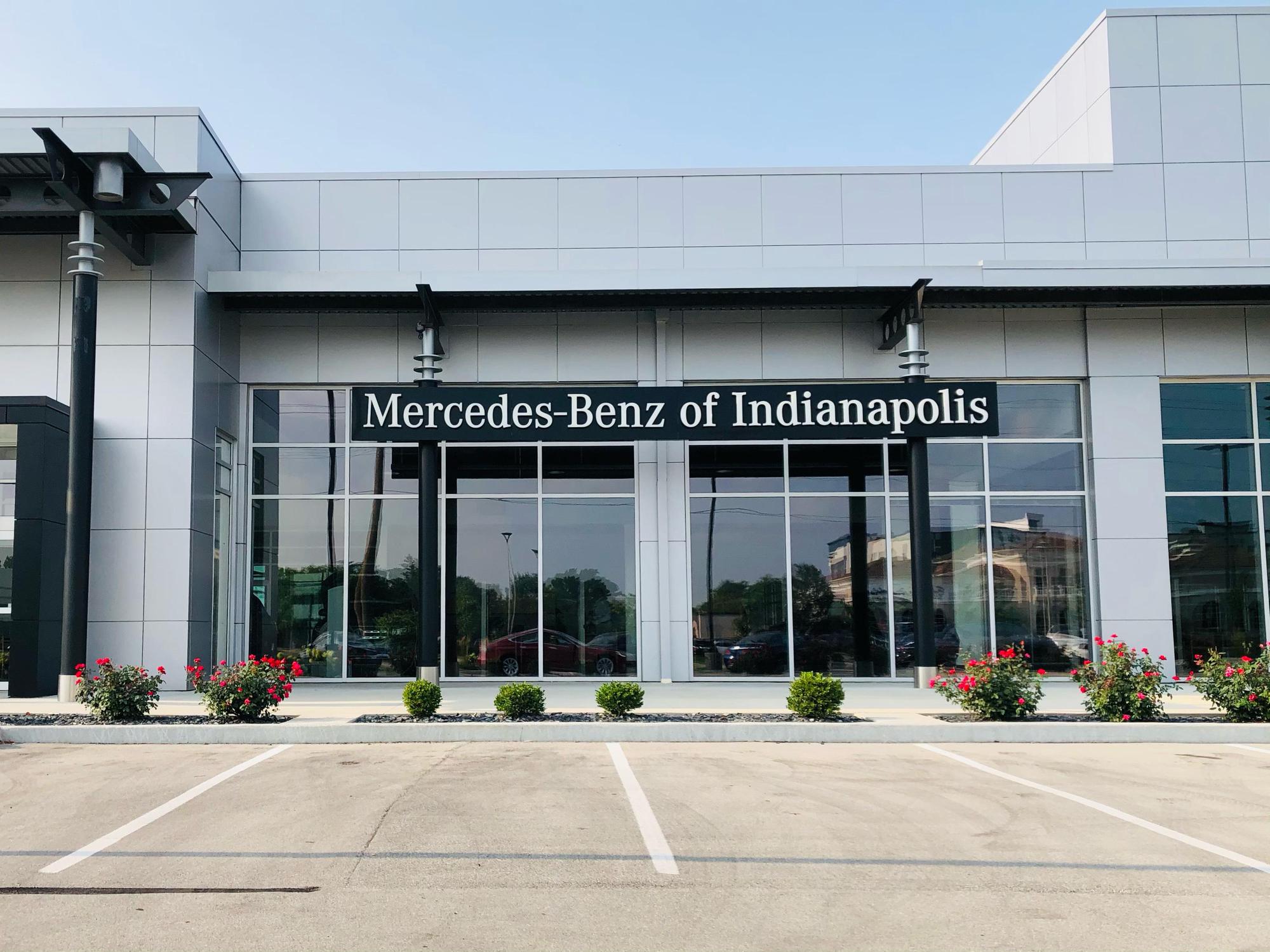 Mercedes Benz Of Indianapolis Indianapolis, IN EV Station