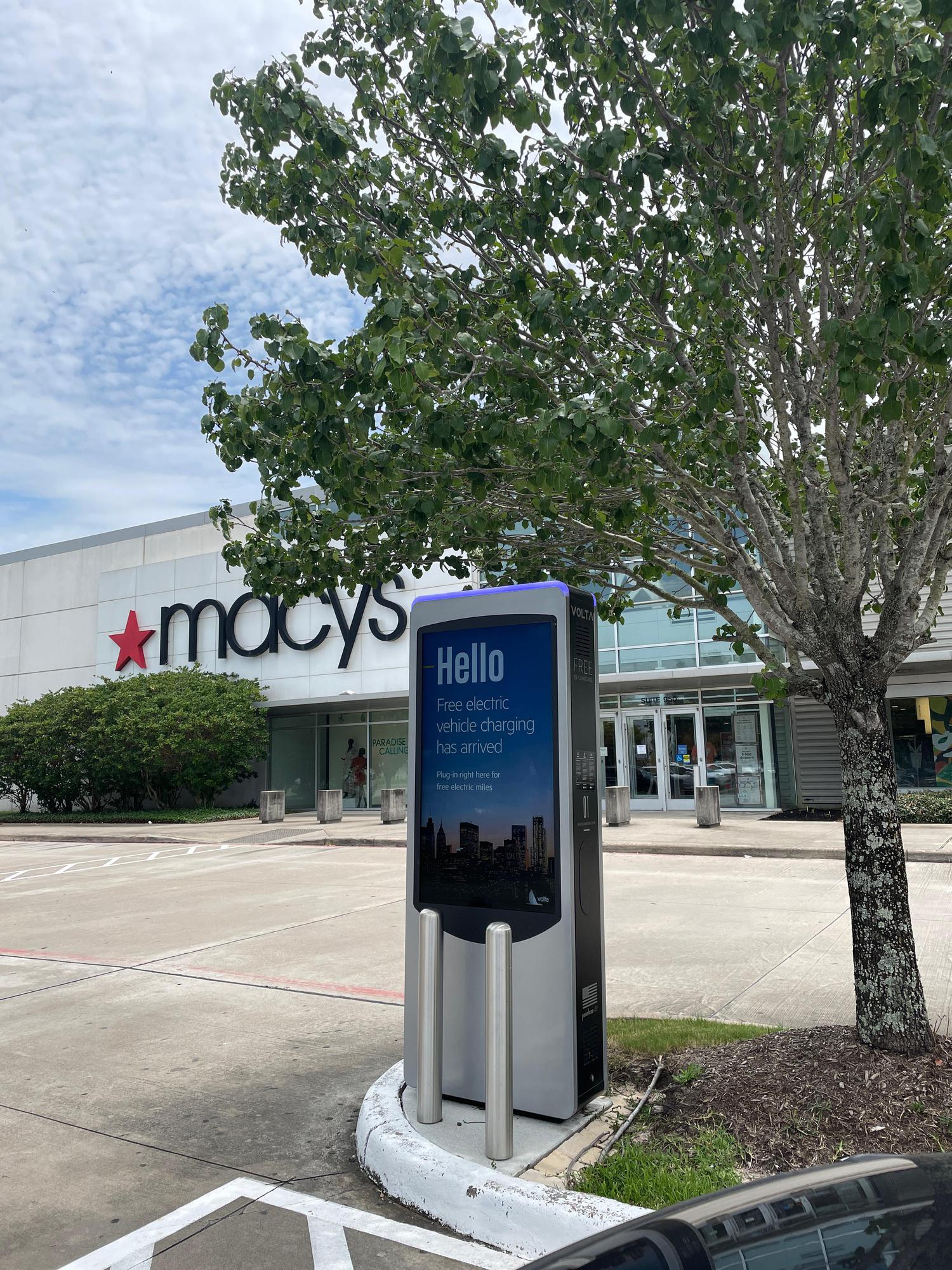 Pearland Town Center Macy's Pearland, TX EV Station