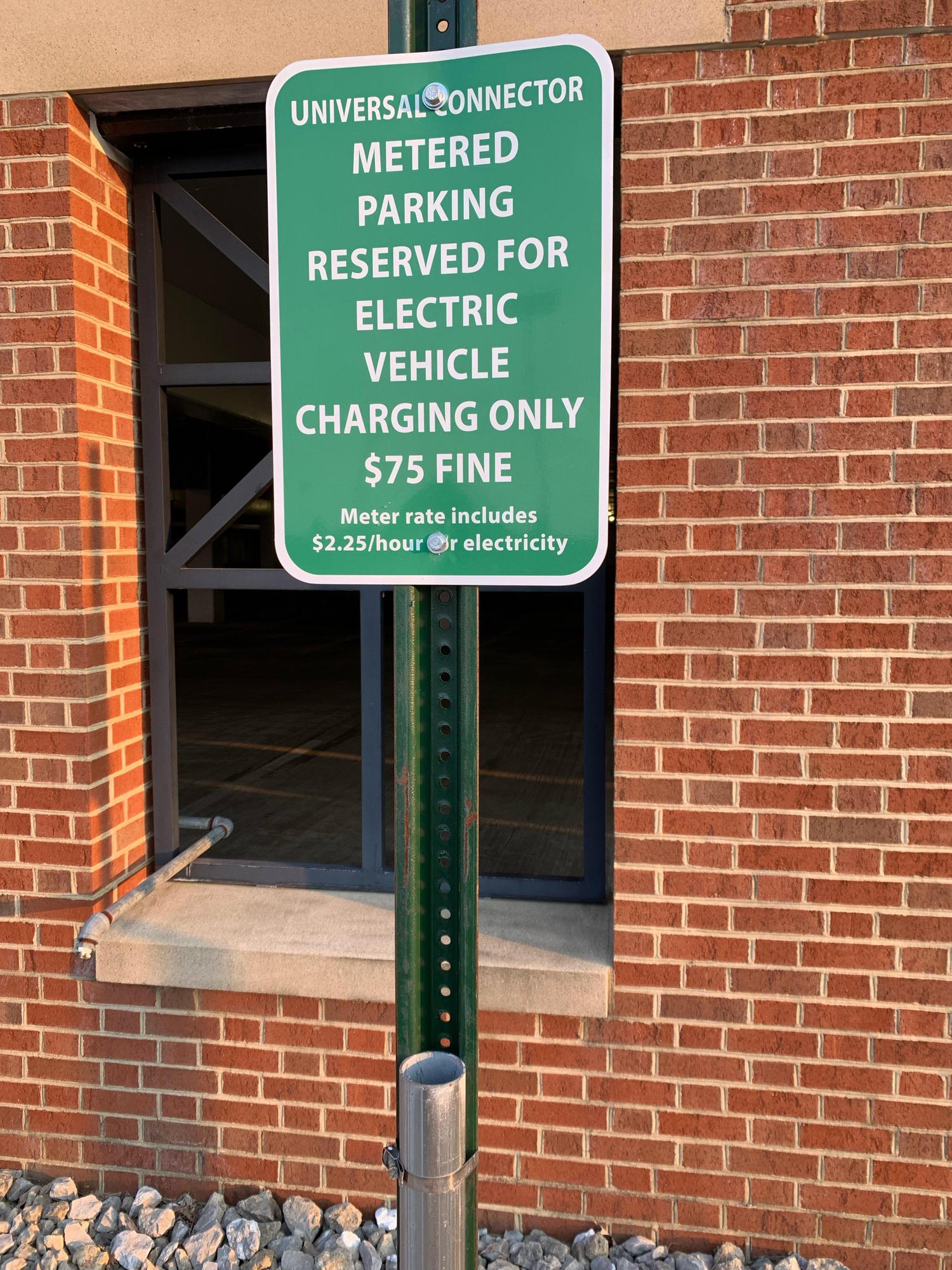 Miami University Pearson Garage Parking (Passport Parking app) Oxford, OH EV Station
