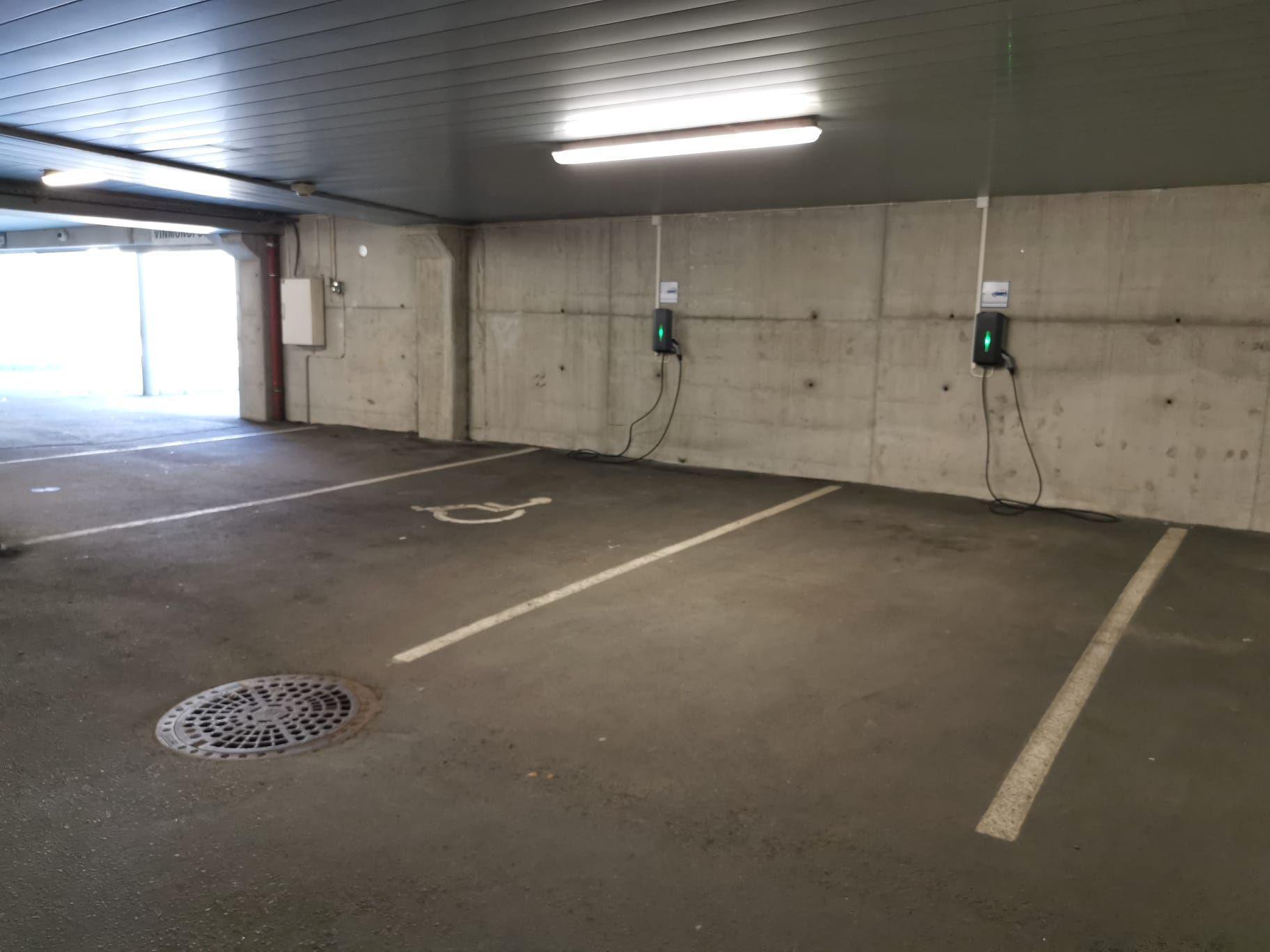 husnes-storsenter-sentrumsvegen-7-5460-husnes-norge-ev-station