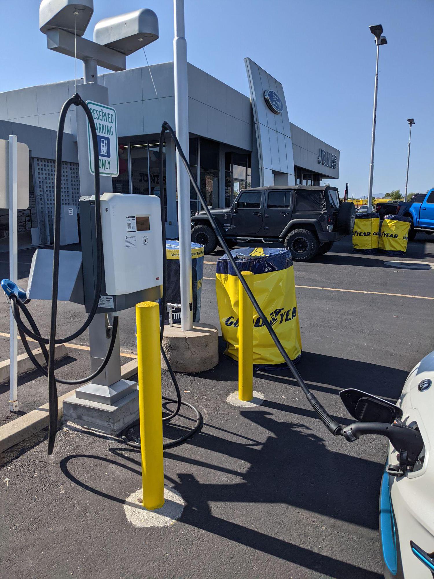 Jones Ford Wickenburg Az - by93btx