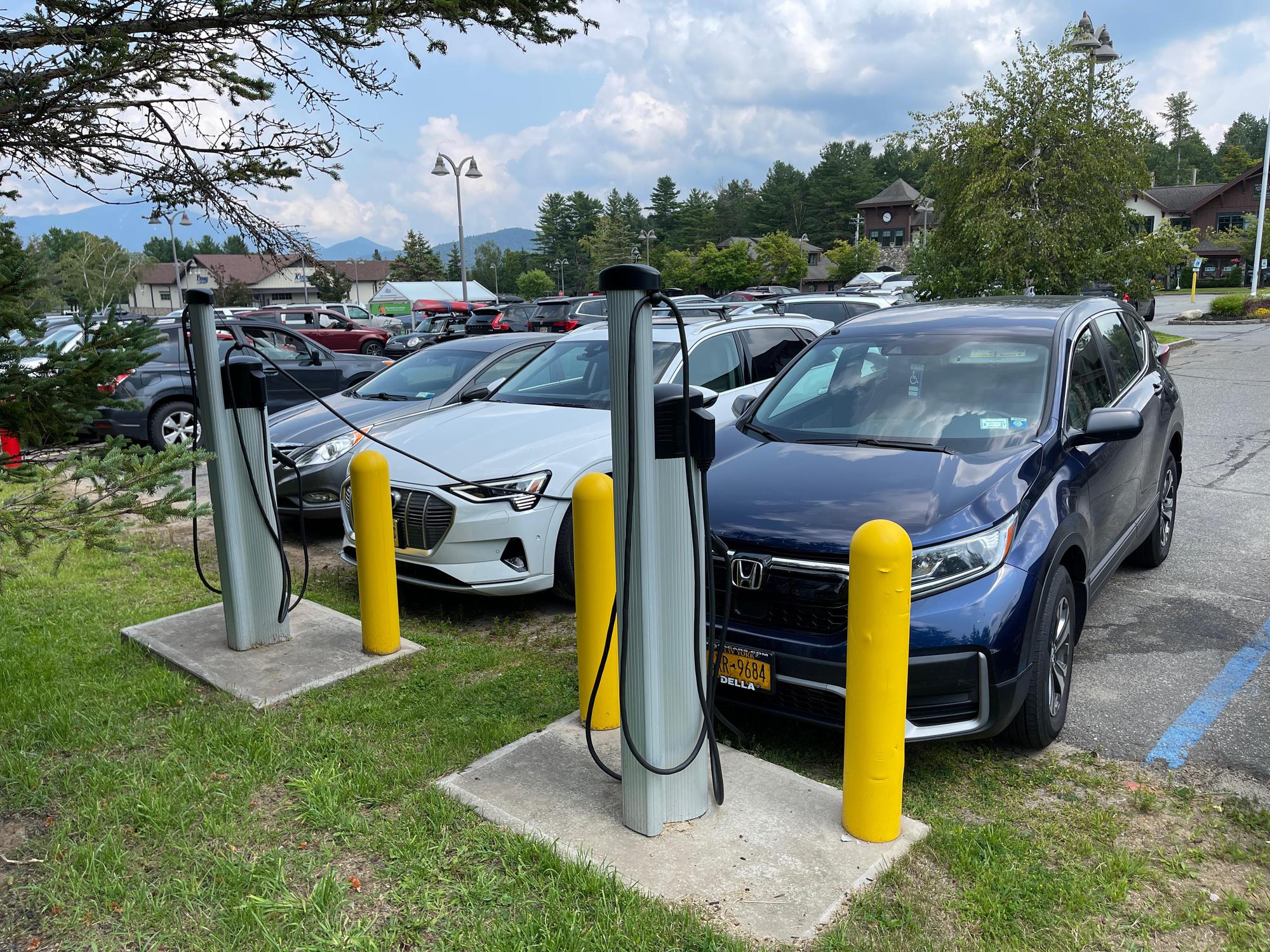 Price Chopper (2) Lake Placid, NY EV Station