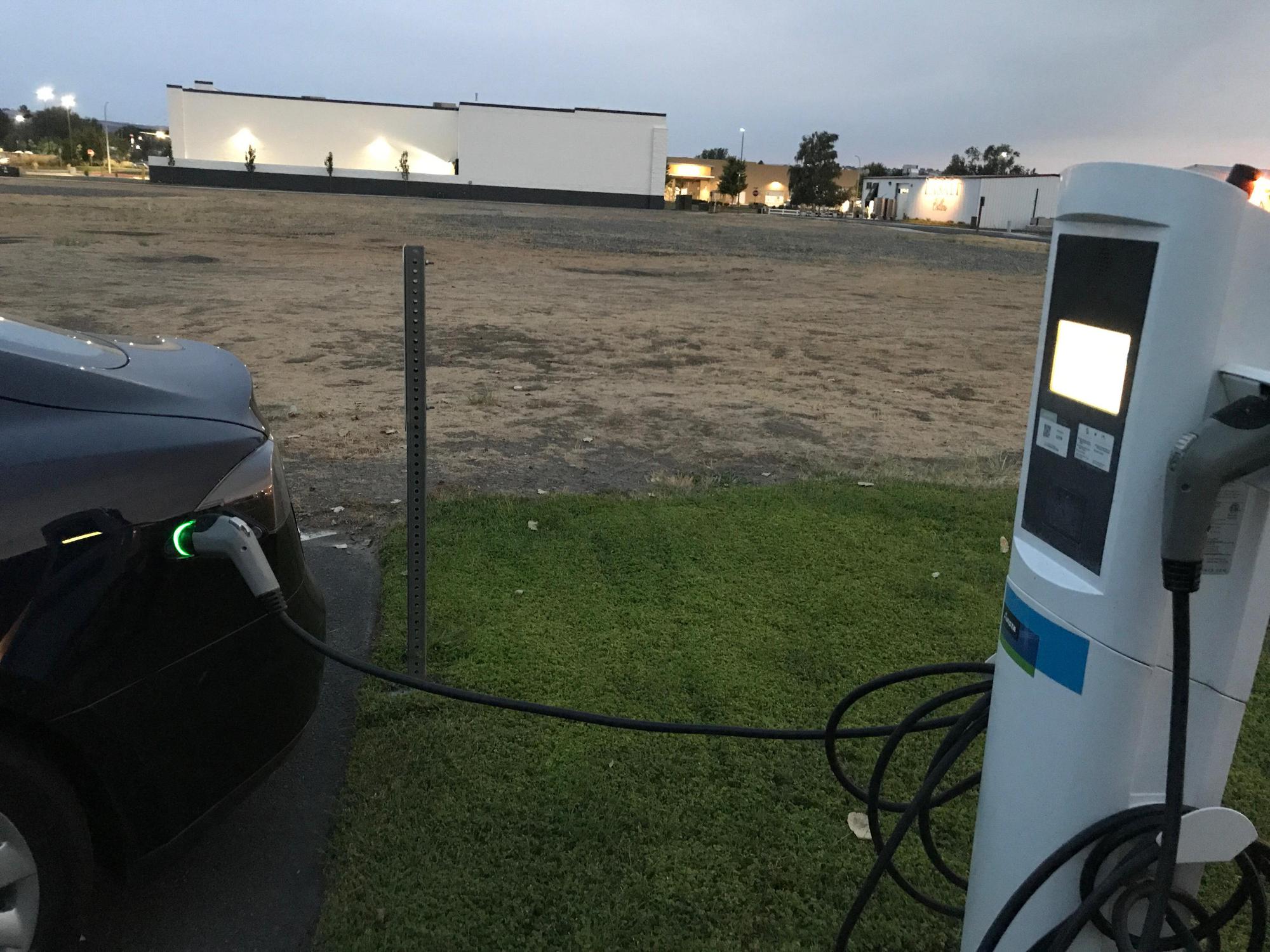 Clarkston Port Authority Clarkston, WA EV Station