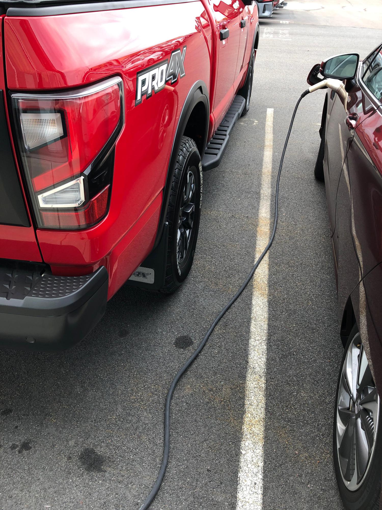 Ken Pollock Nissan WilkesBarre Township, PA EV Station