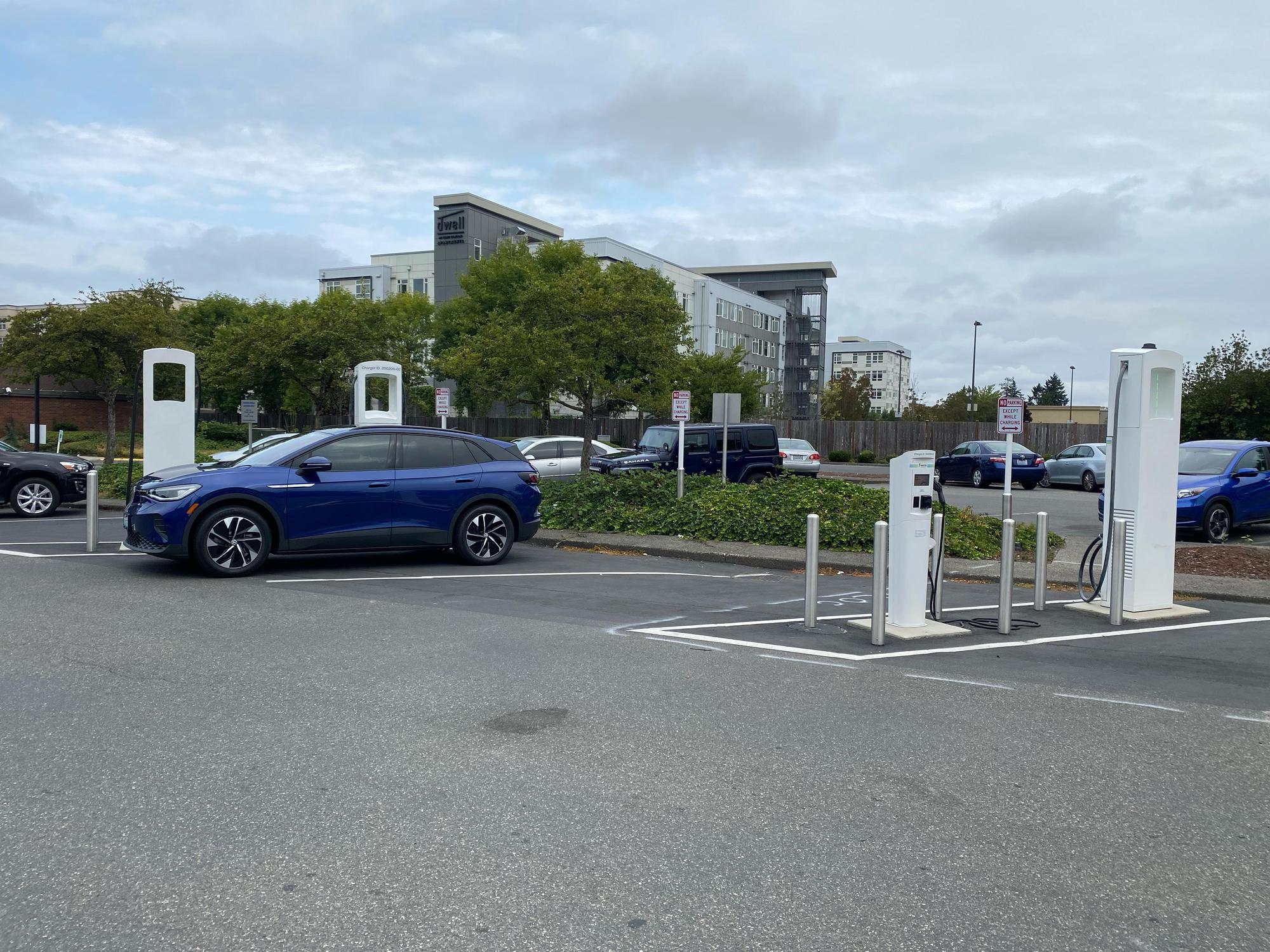 Bank of America Kent, WA EV Station