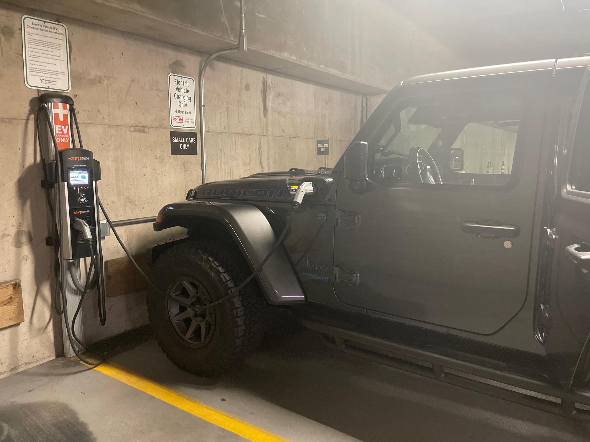 UW Madison Lot 20 University Avenue Parking Ramp Madison, WI EV