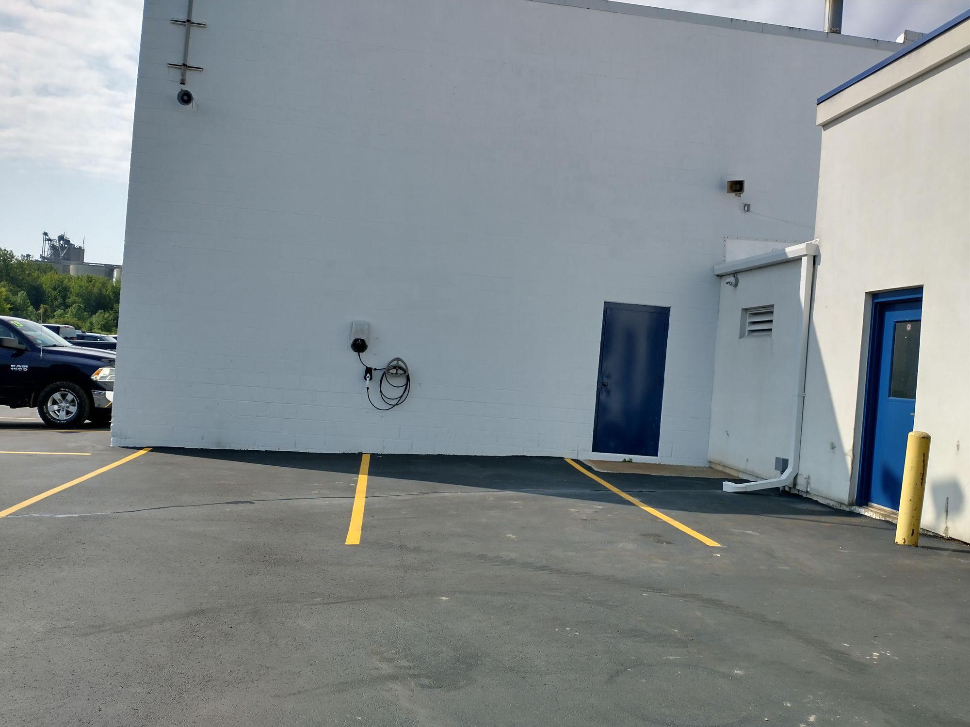 Rick Ford Sales, Inc Hemlock, MI EV Station