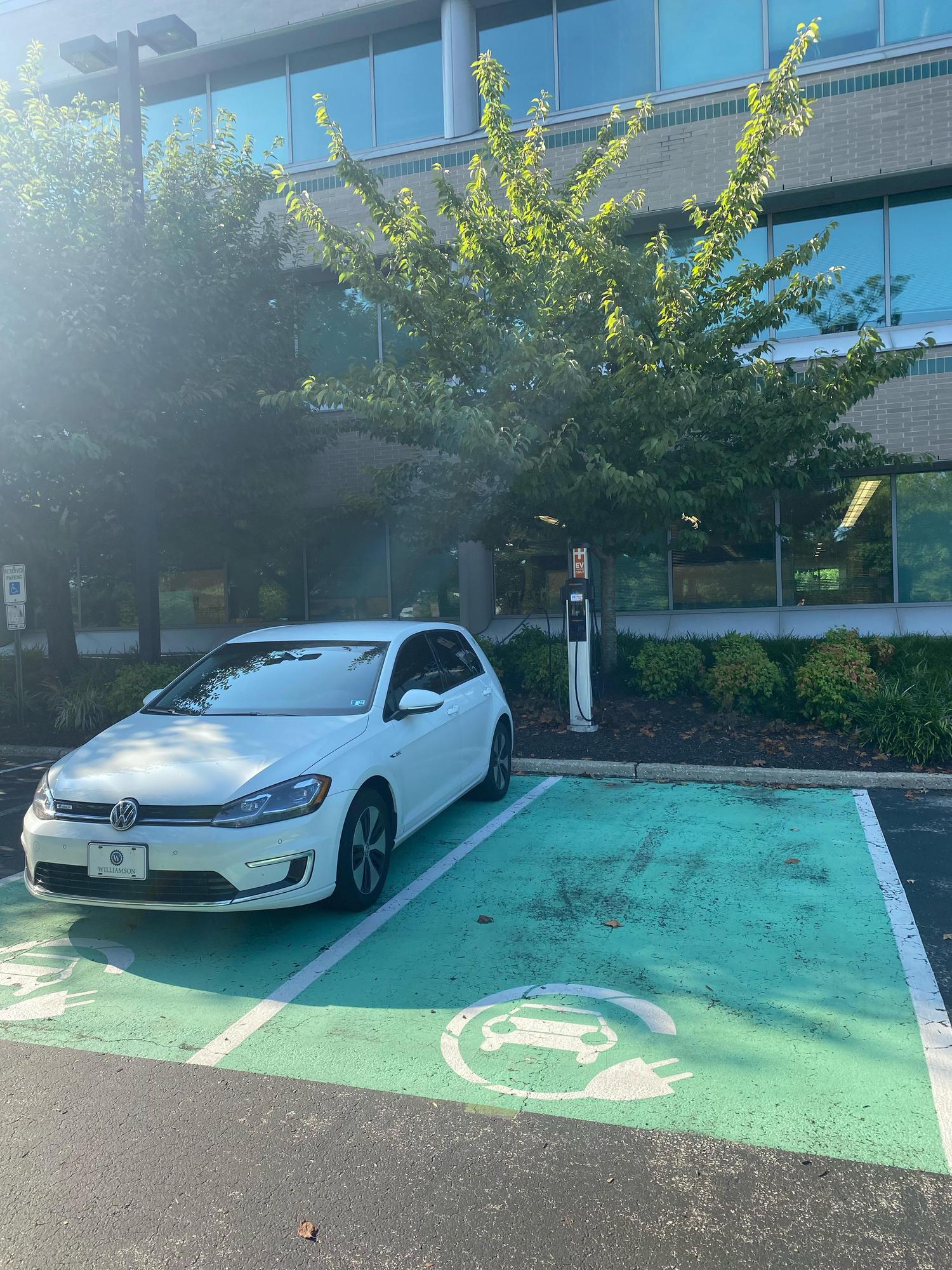 AirGas Corporate Headquarters Wayne, PA EV Station