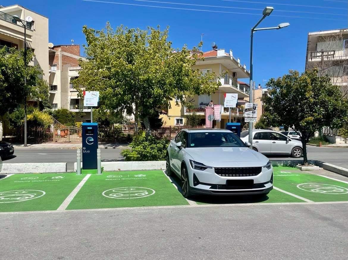 DEI blue AB Larisa 1 Digeni 5, Larisa 413 35, Greece EV Station