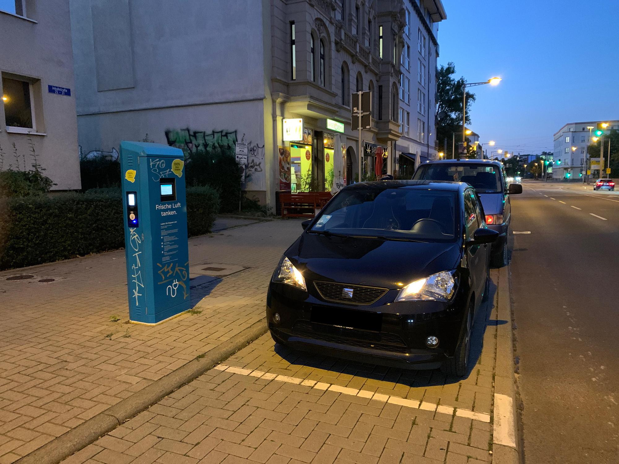 Gustav-Adolf-Straße | MD, SA | EV Station