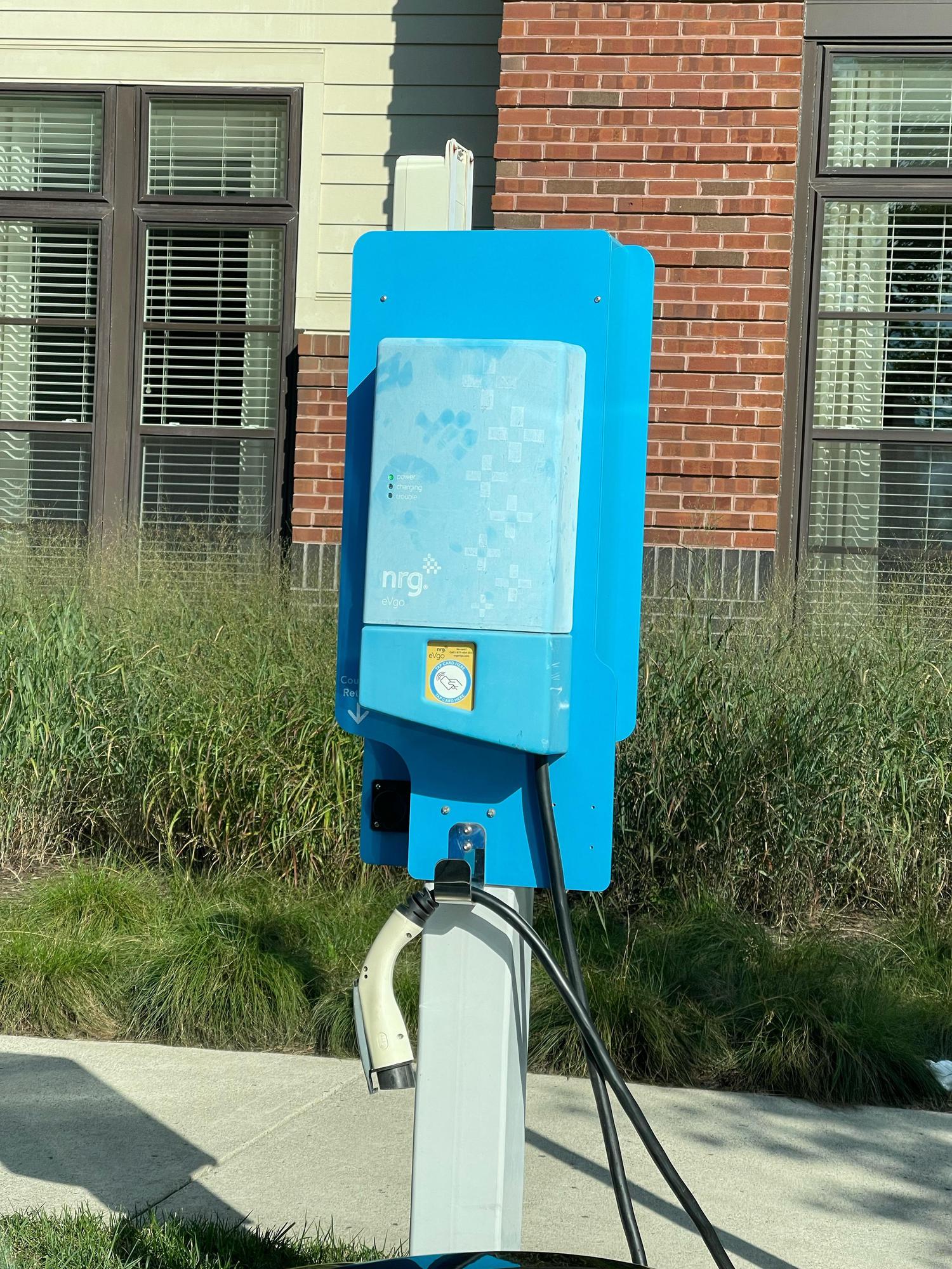 Windmill Parc Apartments Sterling, VA EV Station