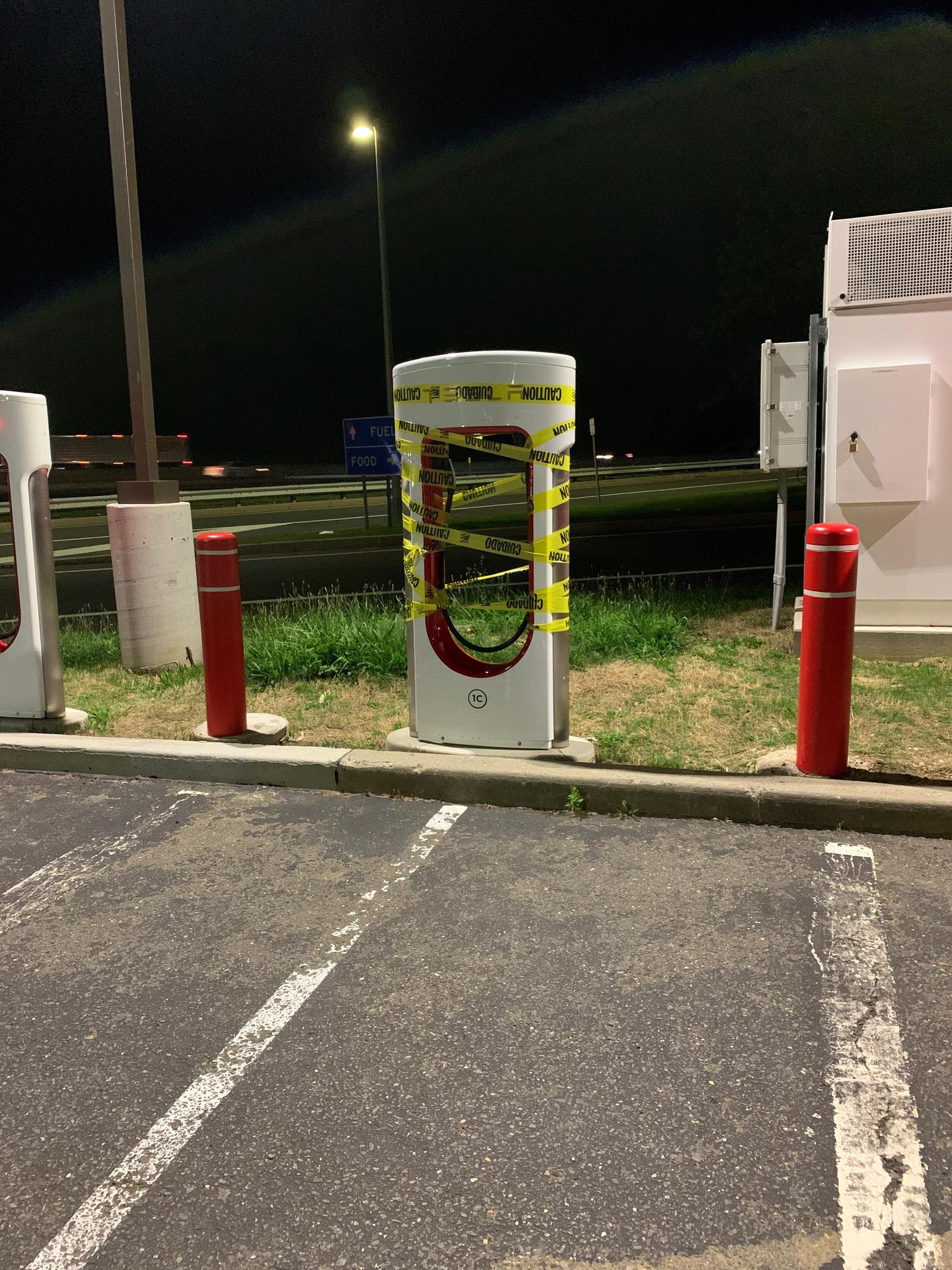 Molly Pitcher Service Area (1) Cranbury, NJ EV Station