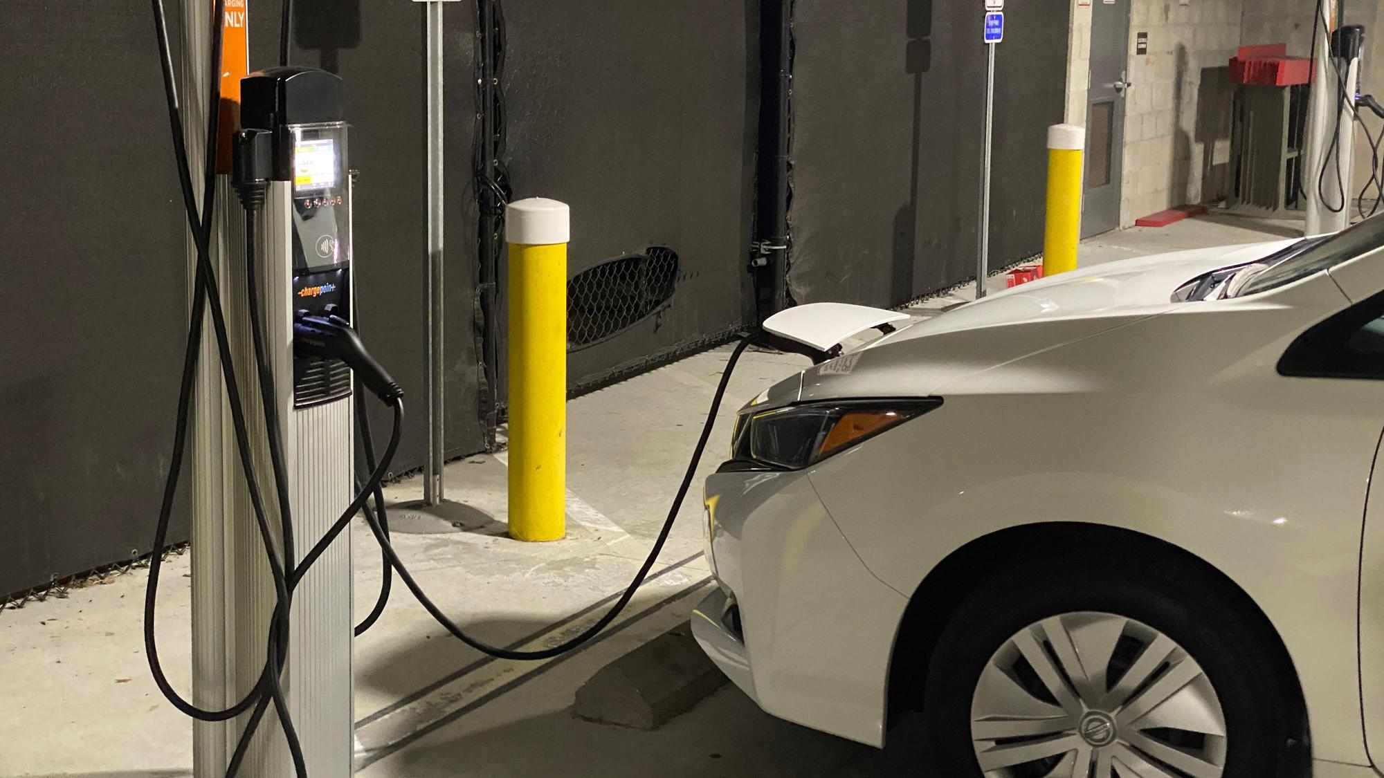 Winter Garden Parking Garage Winter Garden, FL EV Station