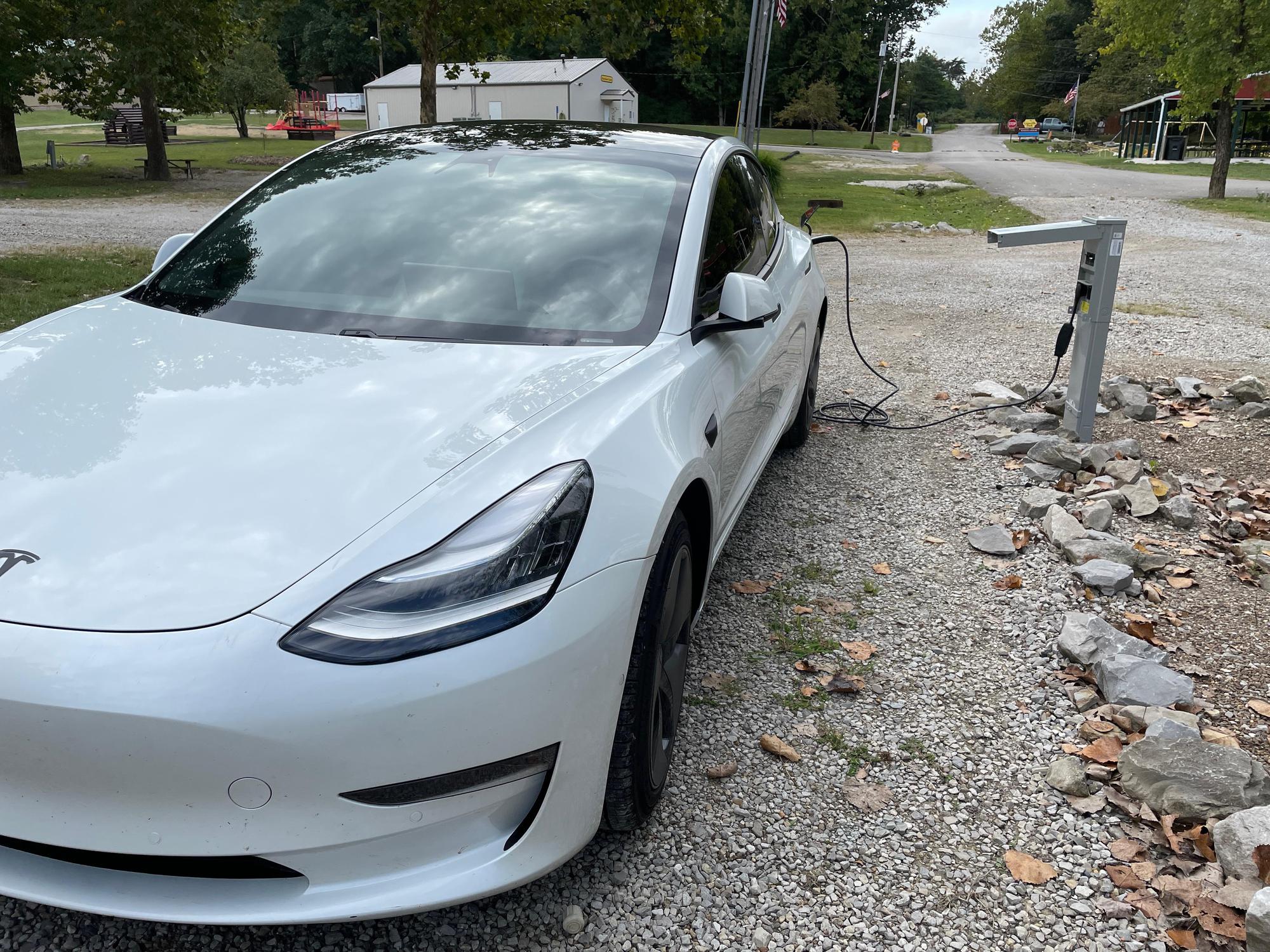 Lynnville Park Campground Lynnville, IN EV Station