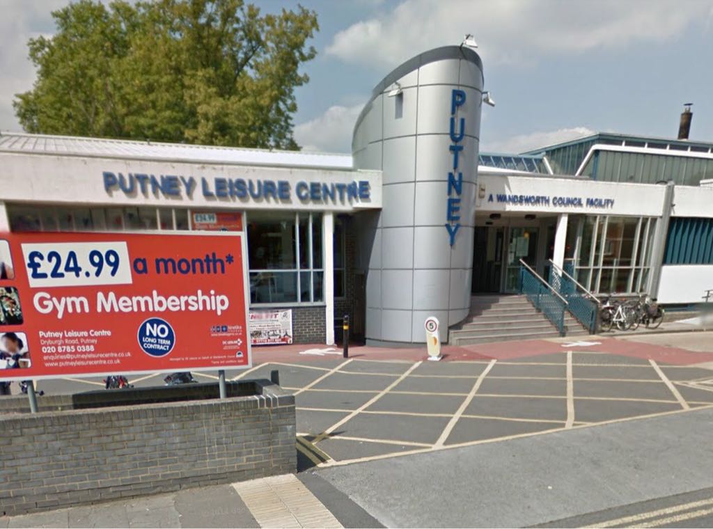 putney leisure centre swimming booking