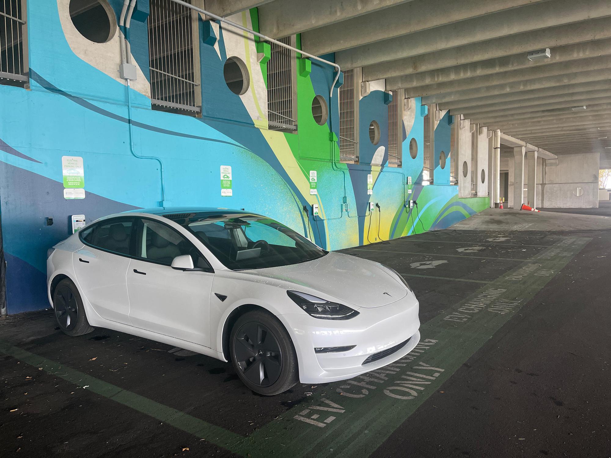 Mahaffey Theater Parking Garage St. Petersburg, FL EV Station