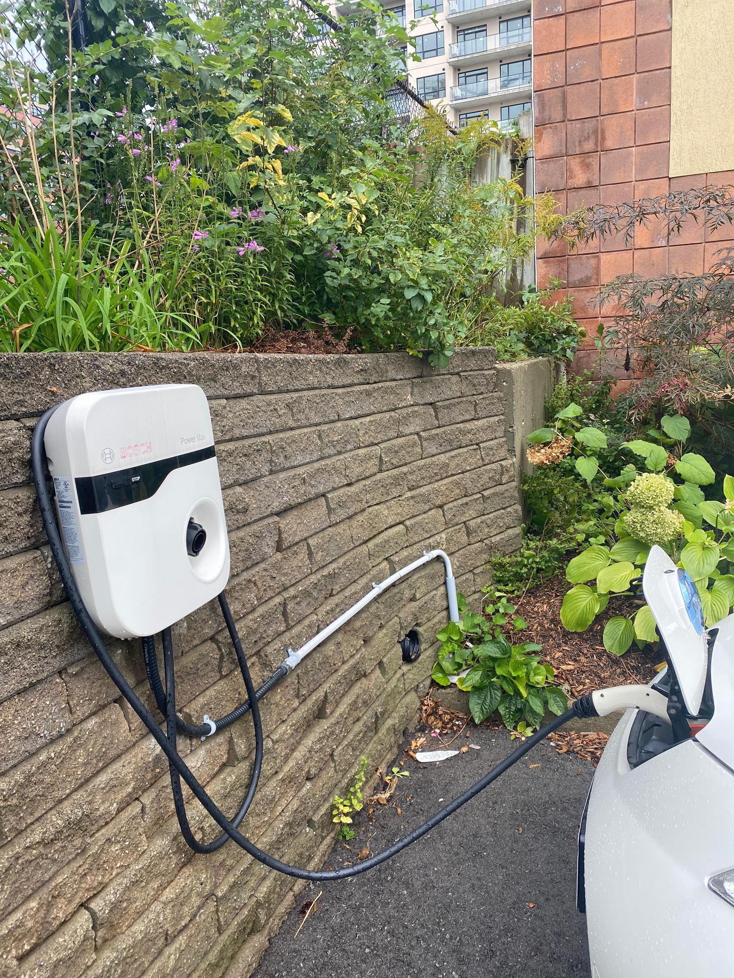 Bread and Roses Cooperative Homes Kitchener, ON EV Station